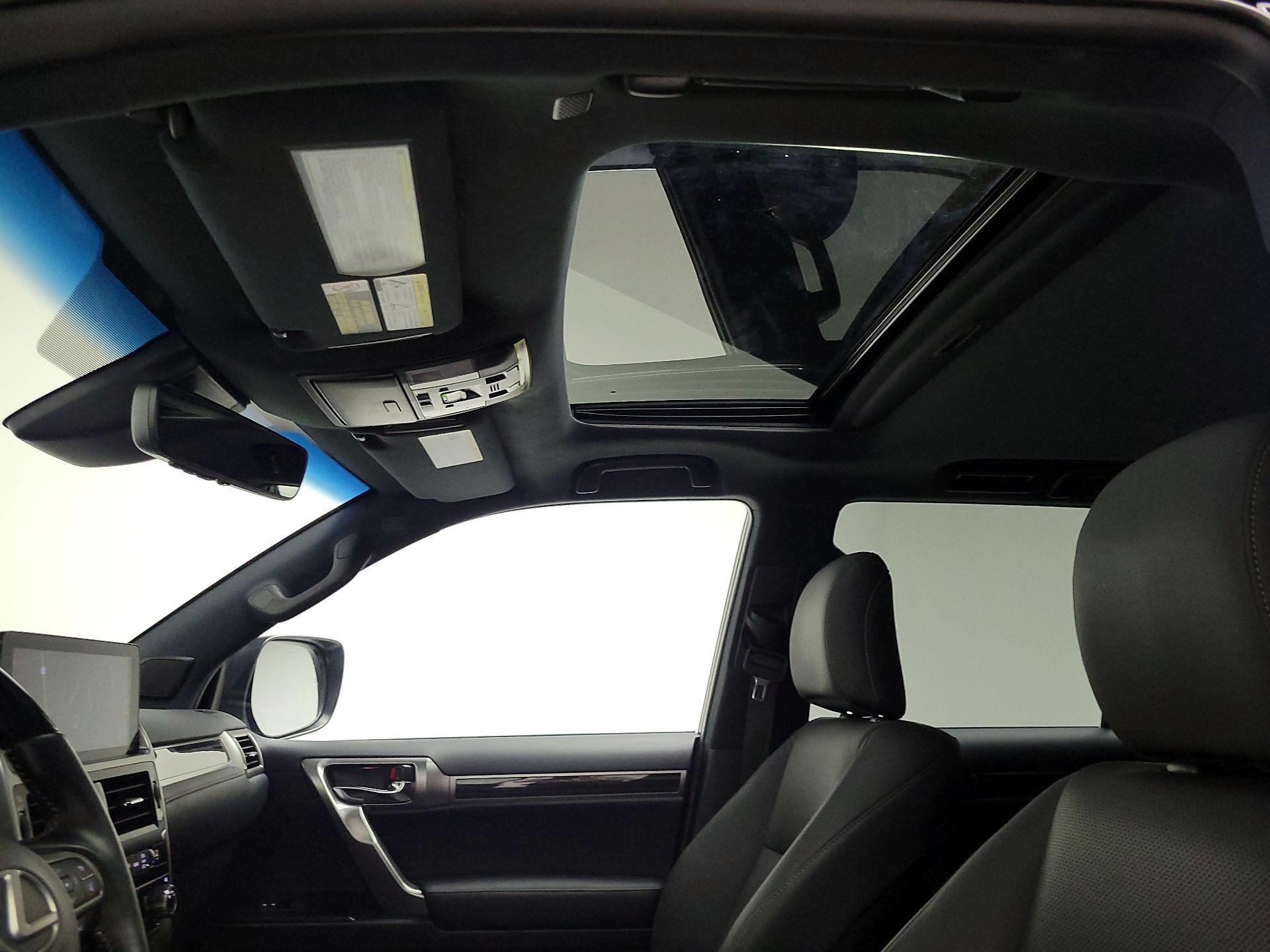 Thumbnail: 2022 Lexus GX - 20