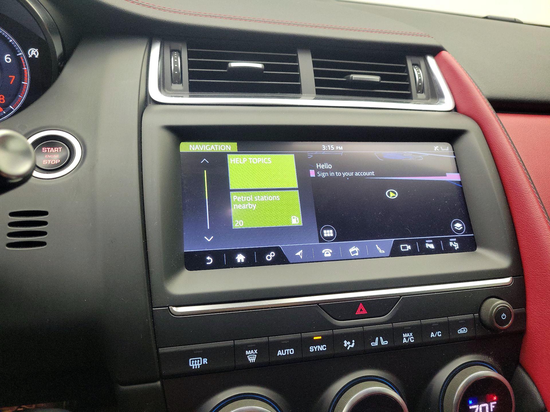 Thumbnail: 2019 Jaguar E-Pace - 14