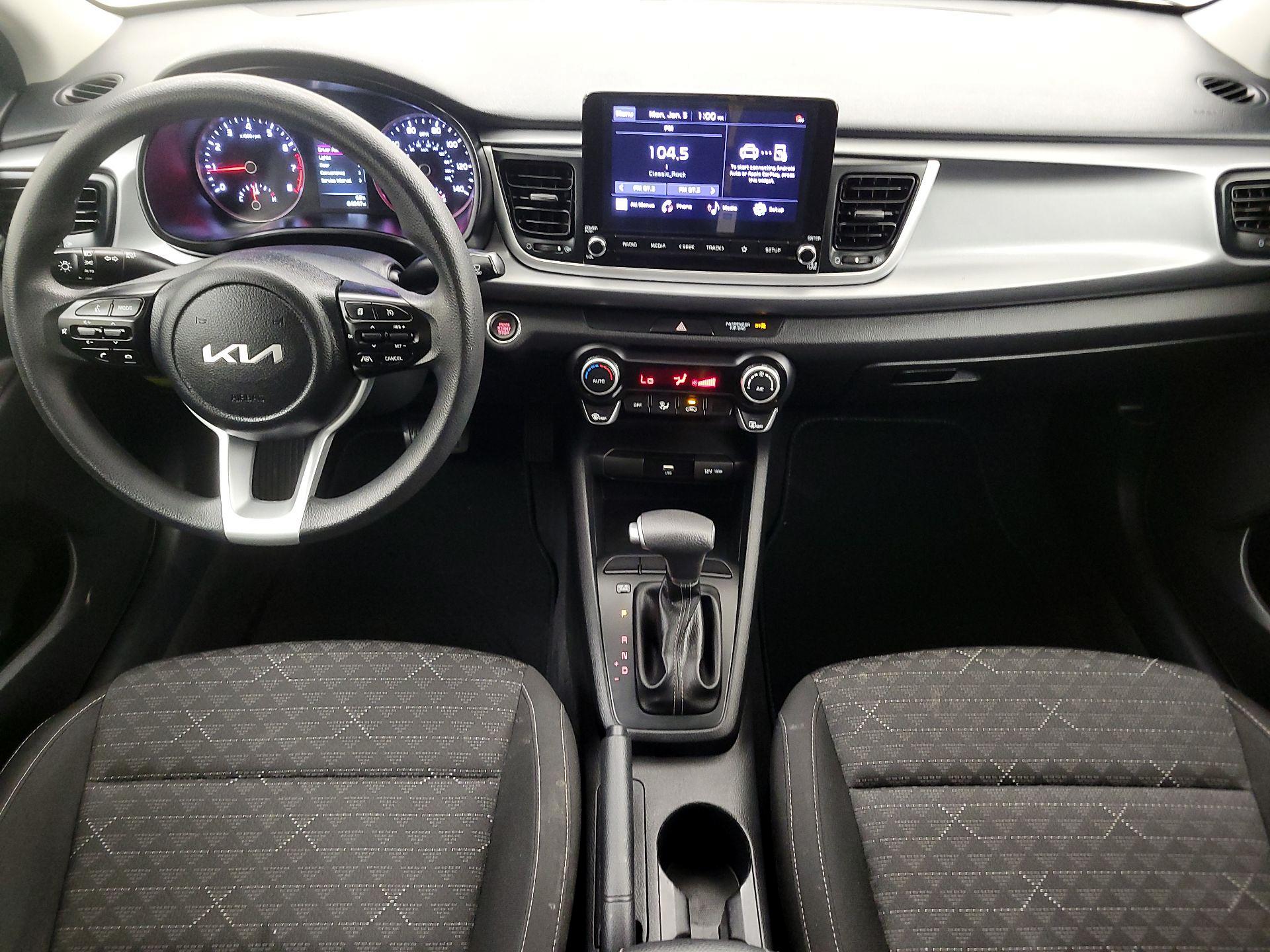 Thumbnail: 2022 Kia Rio - 9