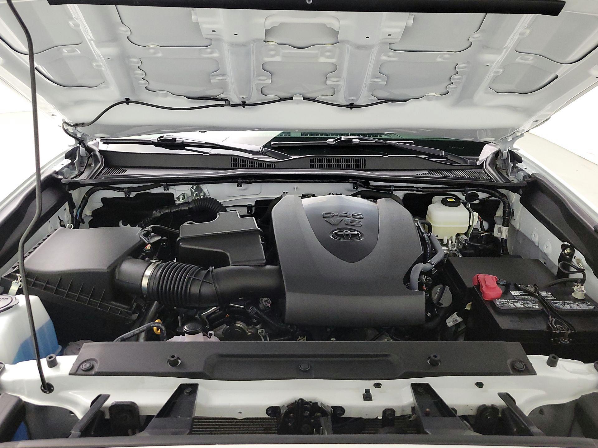 Thumbnail: 2023 Toyota Tacoma - 20