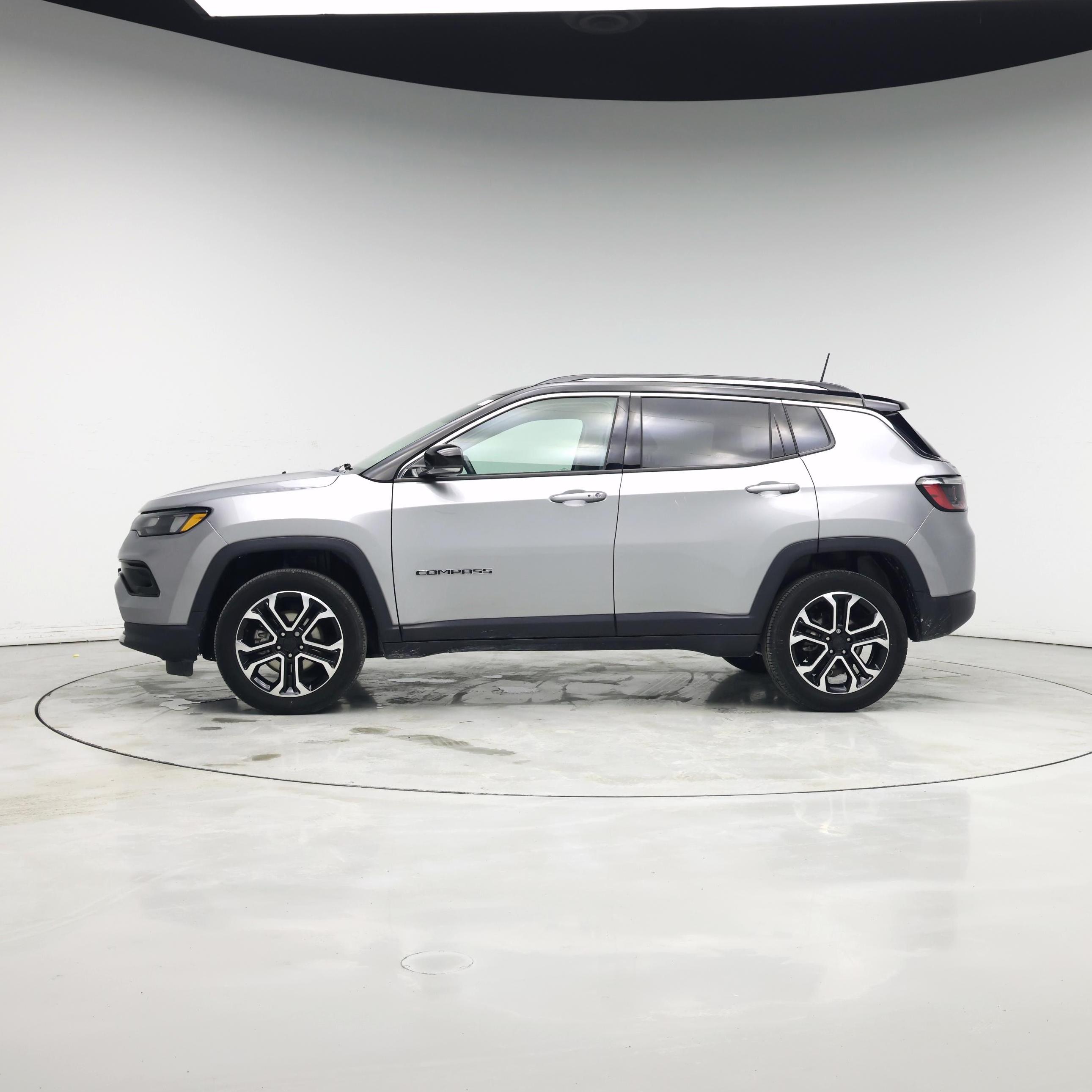 Thumbnail: 2022 Jeep Compass - 3
