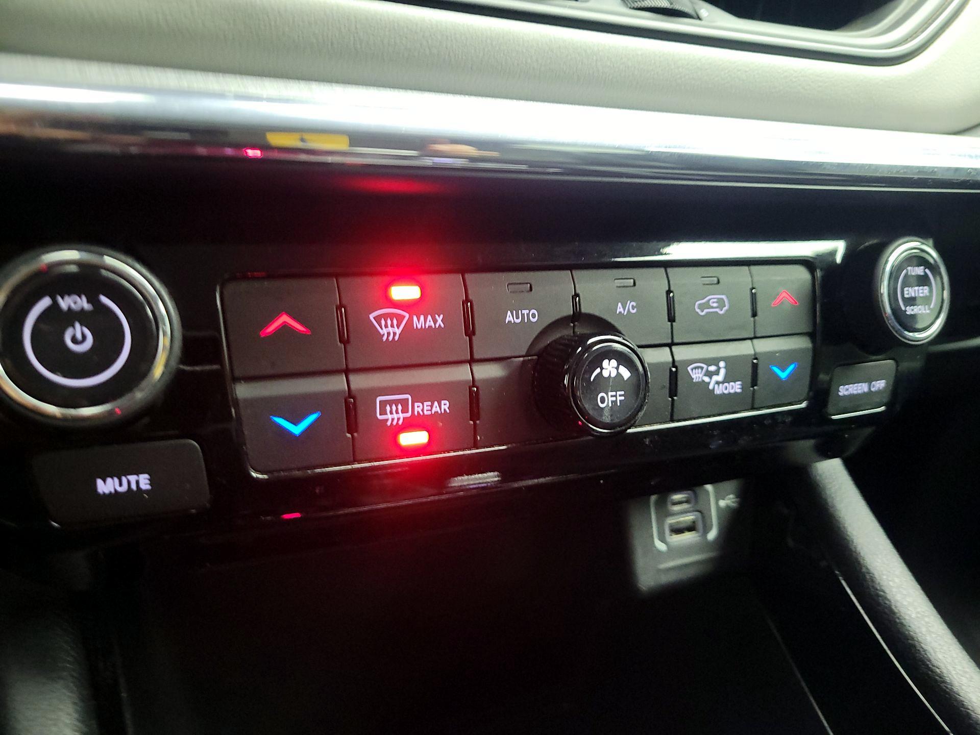 Thumbnail: 2022 Jeep Compass - 16