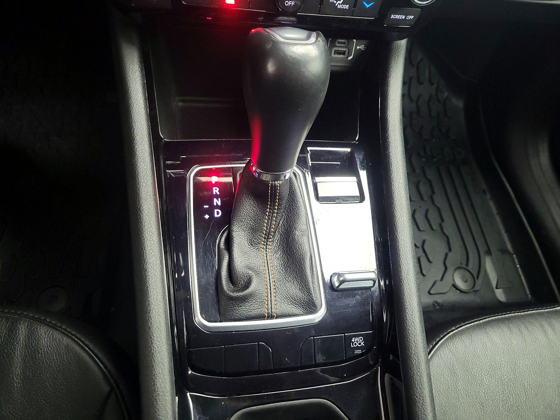 Thumbnail: 2022 Jeep Compass - 17