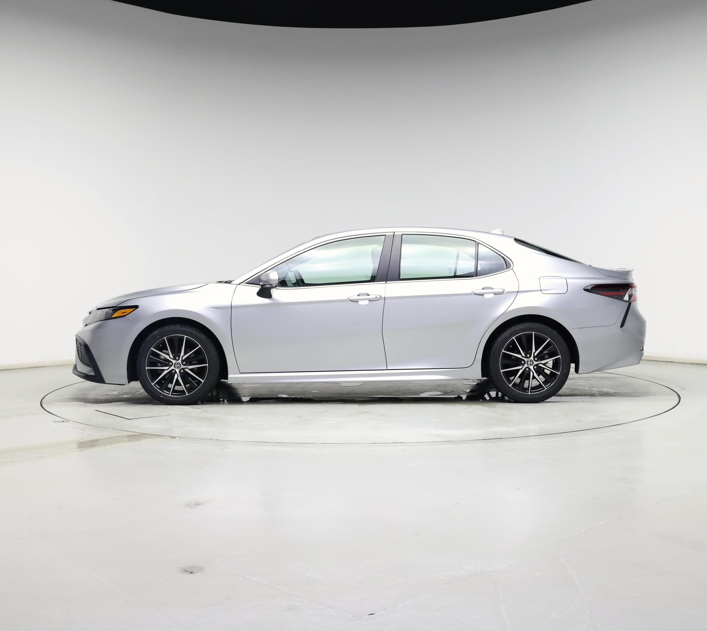 Thumbnail: 2024 Toyota Camry - 3