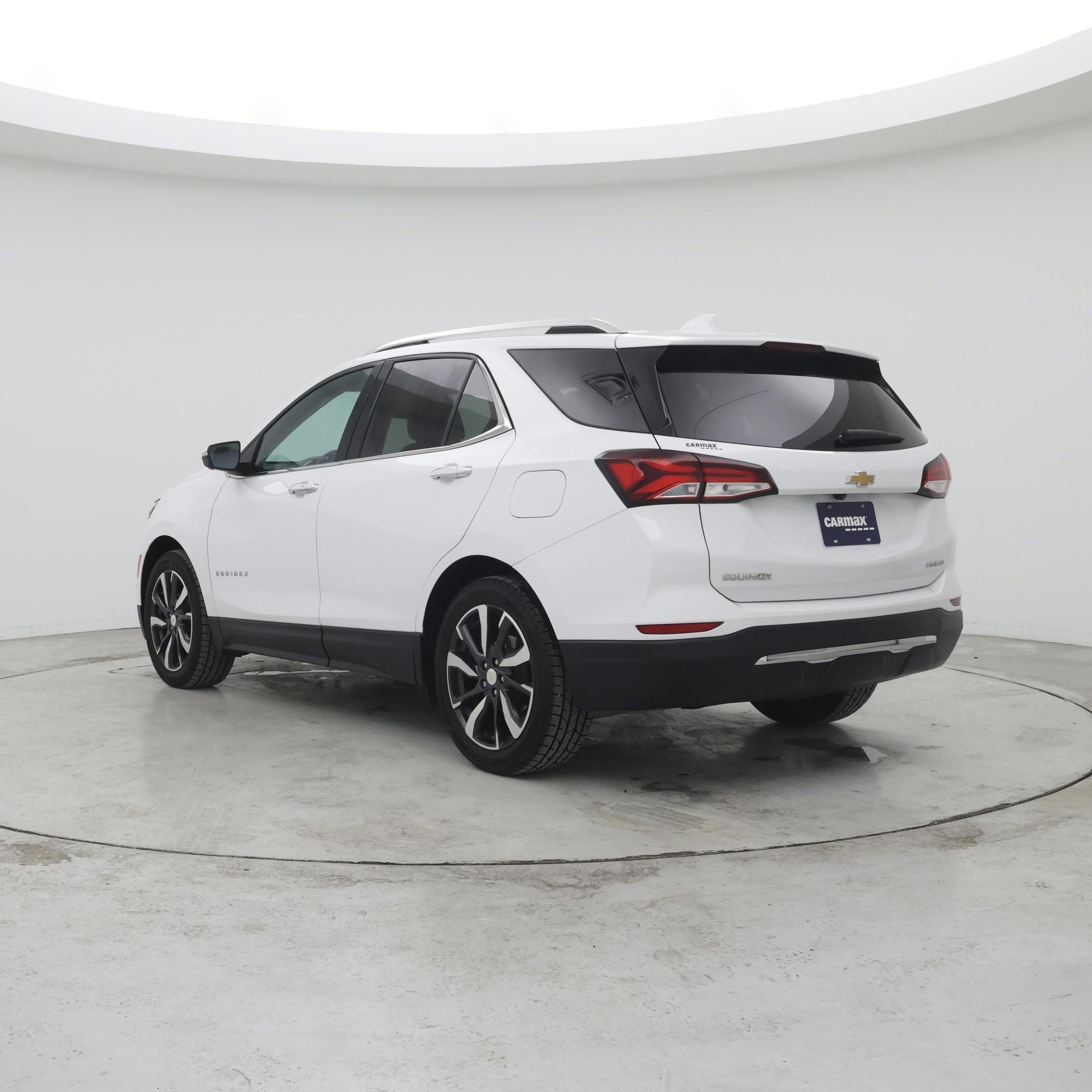 Thumbnail: 2022 Chevrolet Equinox - 2