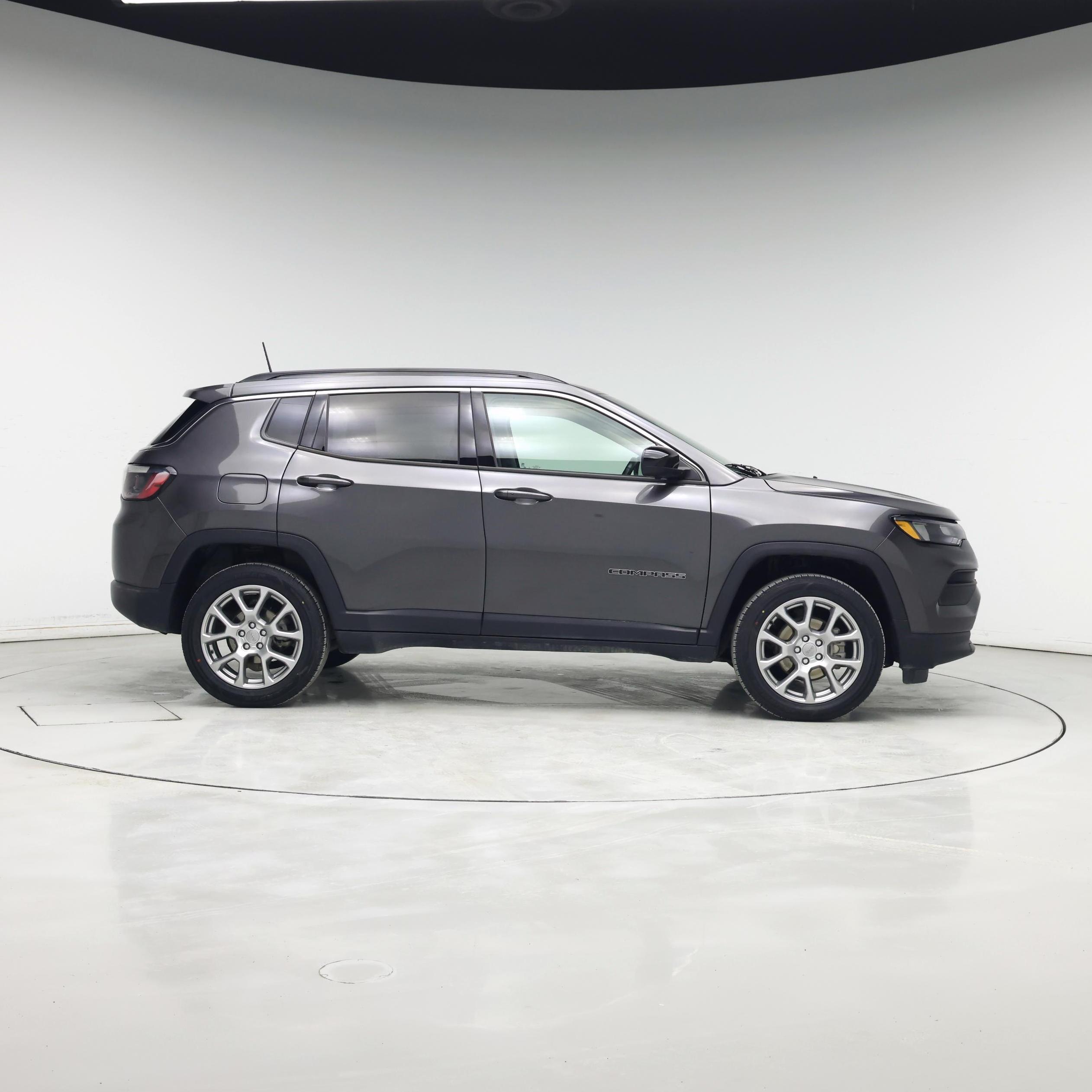Thumbnail: 2022 Jeep Compass - 7