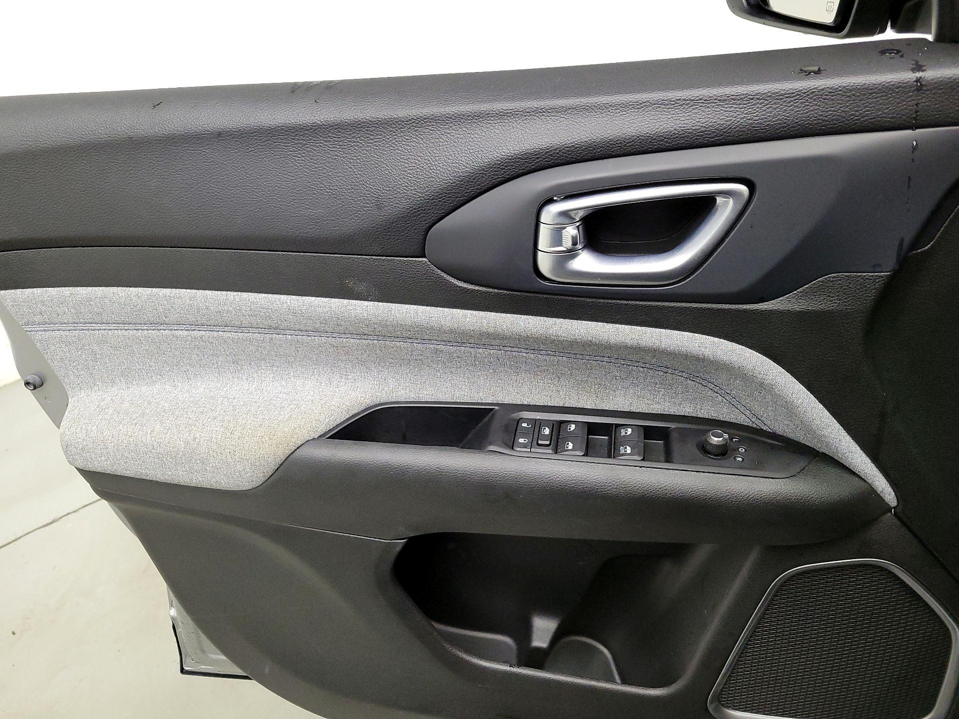 Thumbnail: 2022 Jeep Compass - 12