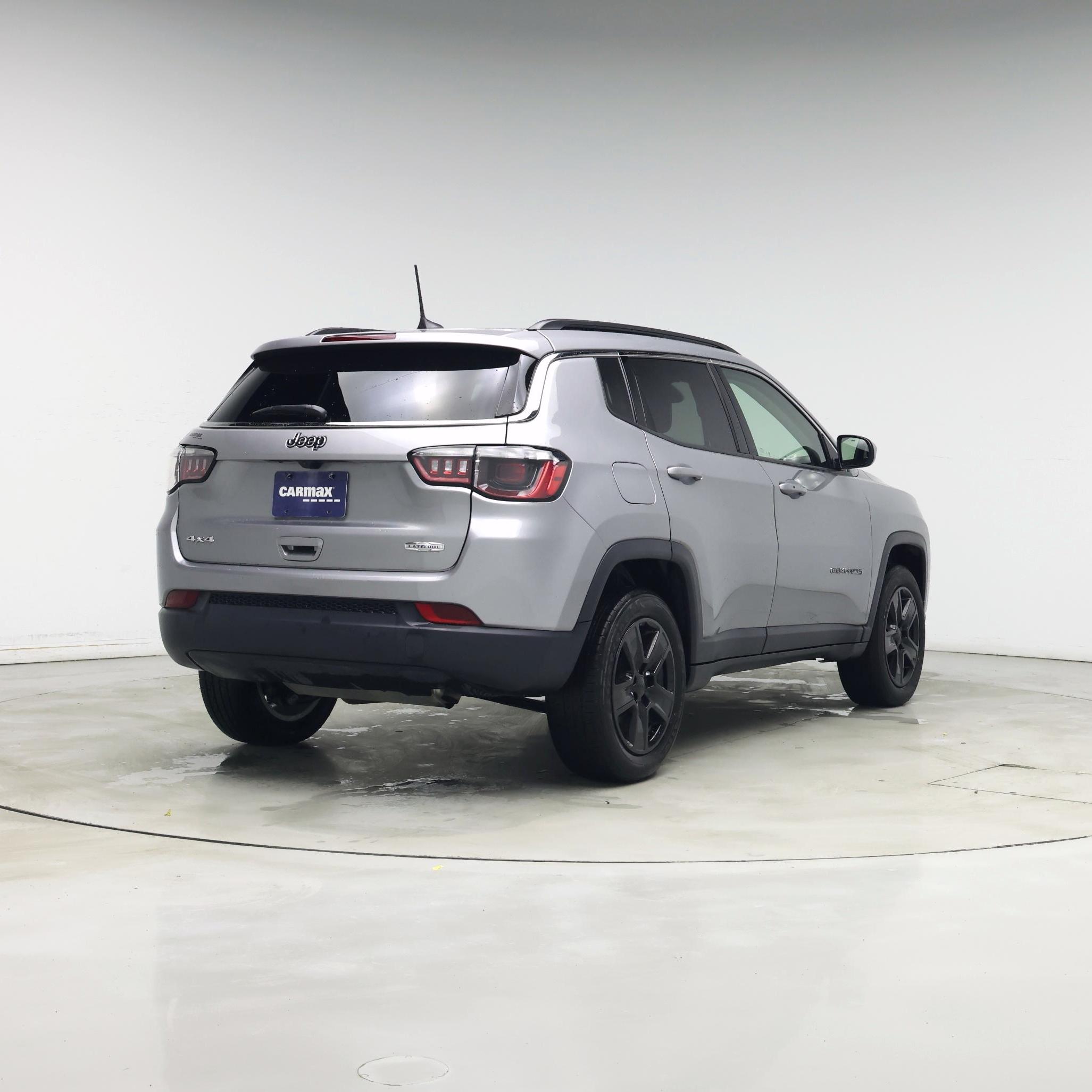 Thumbnail: 2022 Jeep Compass - 8