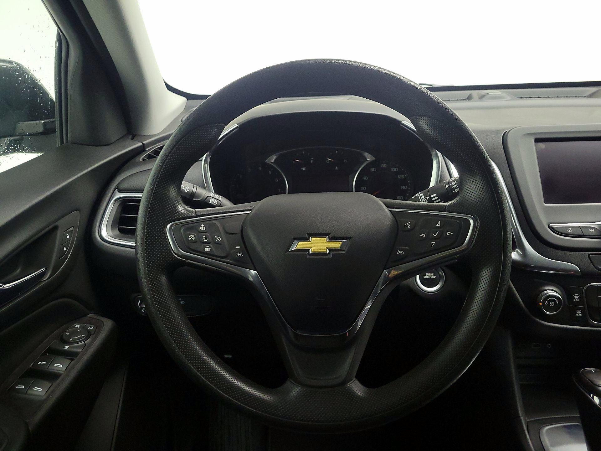 Thumbnail: 2020 Chevrolet Equinox - 10