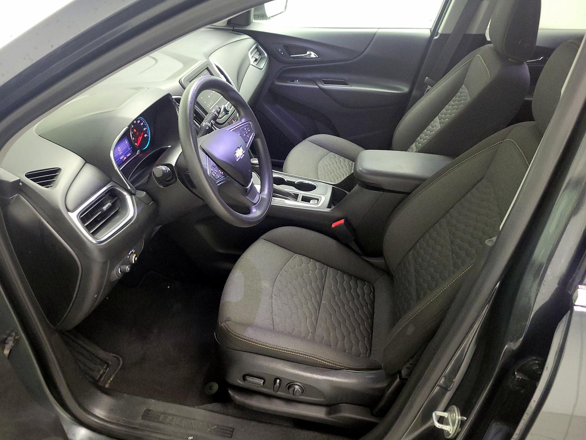 Thumbnail: 2020 Chevrolet Equinox - 11