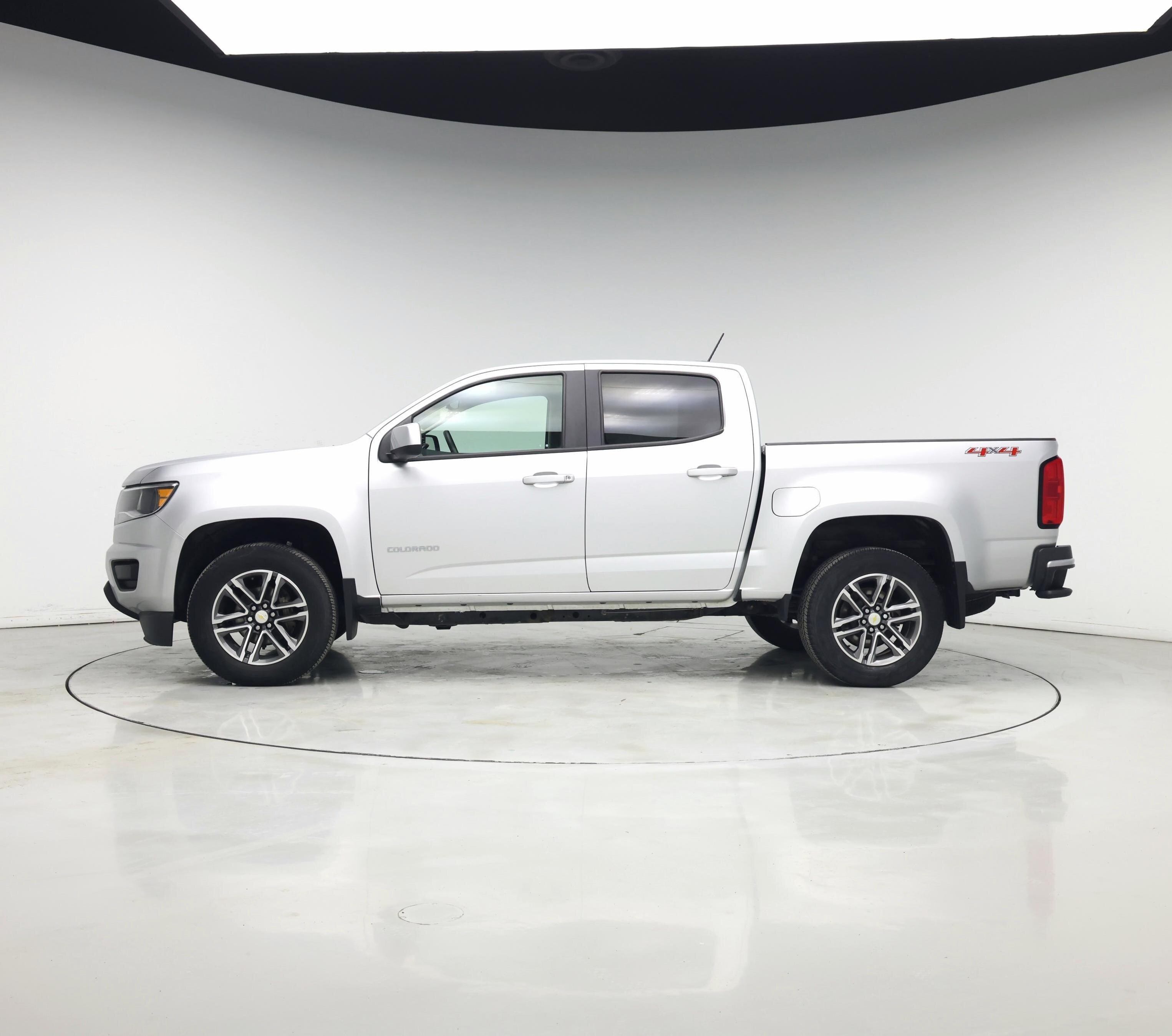 Thumbnail: 2020 Chevrolet Colorado - 3