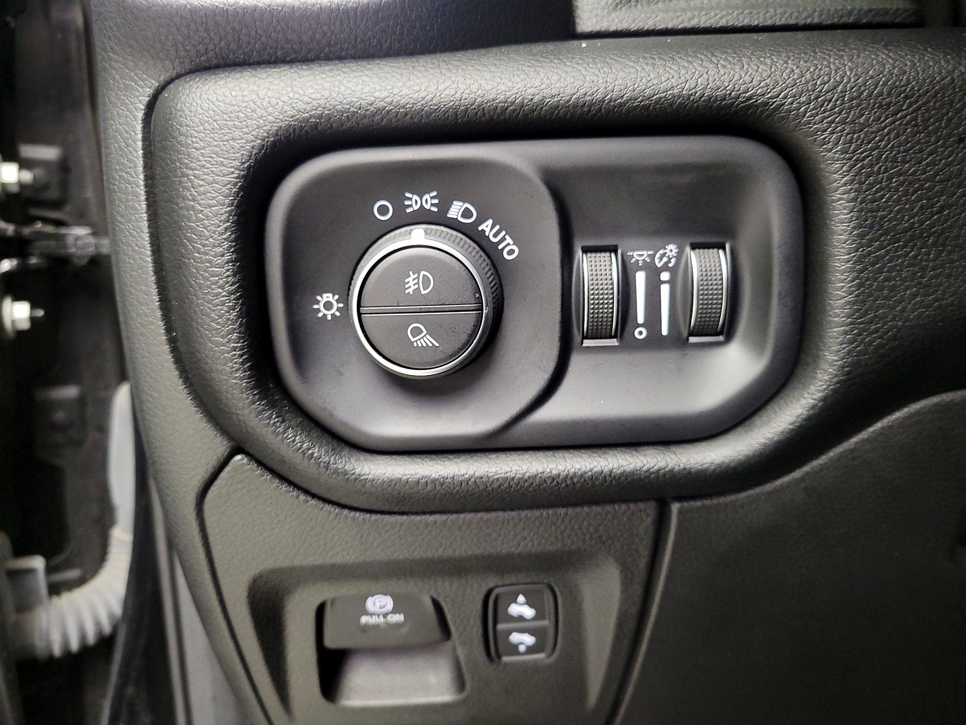 Thumbnail: 2022 RAM 1500 - 13