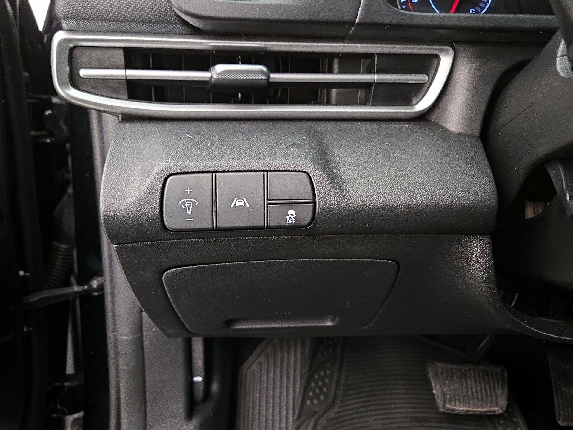 Thumbnail: 2023 Hyundai Elantra - 13