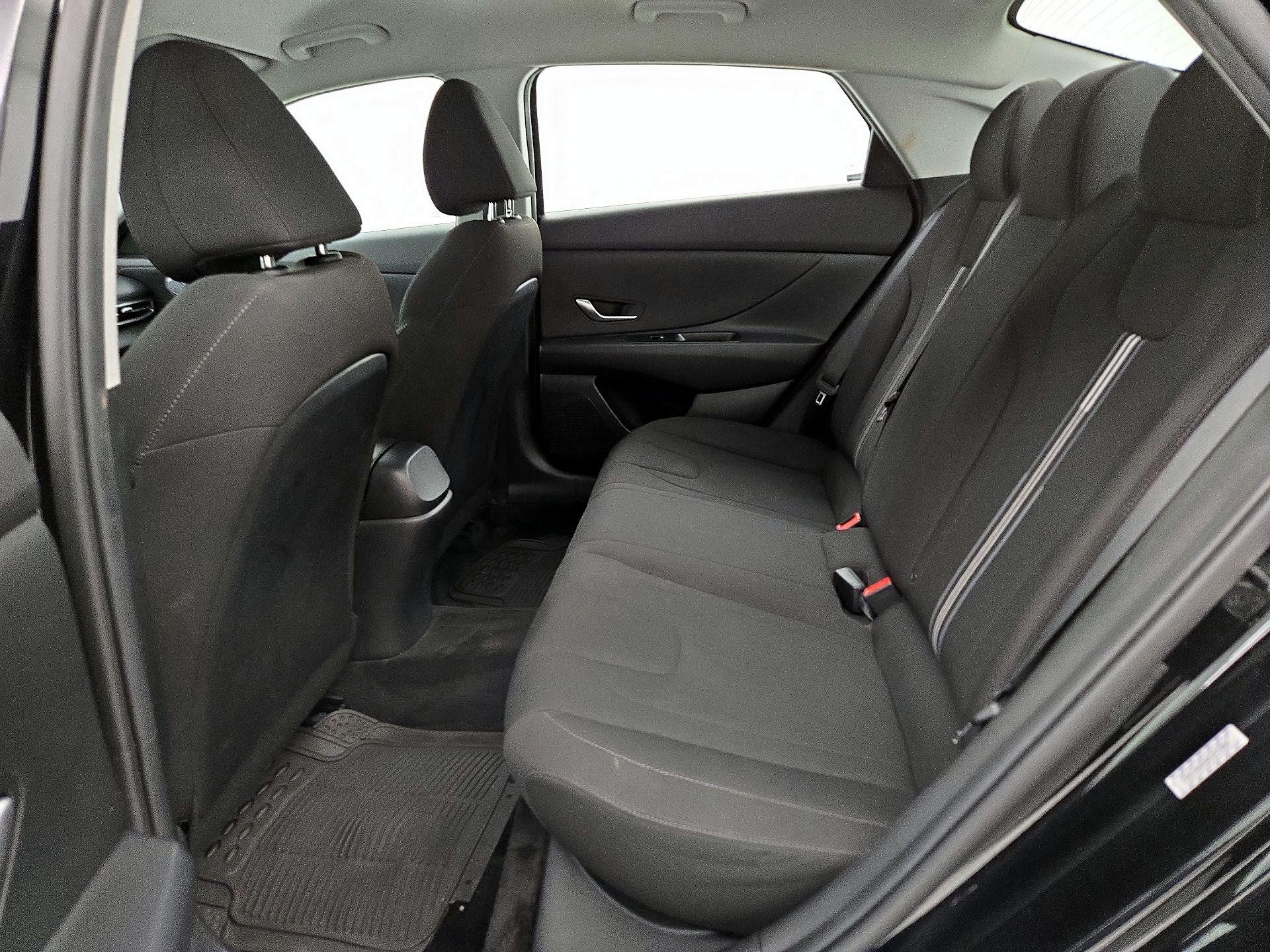 Thumbnail: 2023 Hyundai Elantra - 19