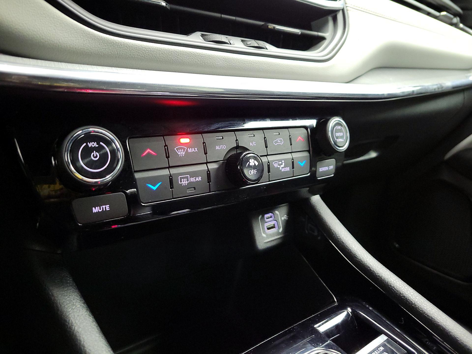 Thumbnail: 2023 Jeep Compass - 15