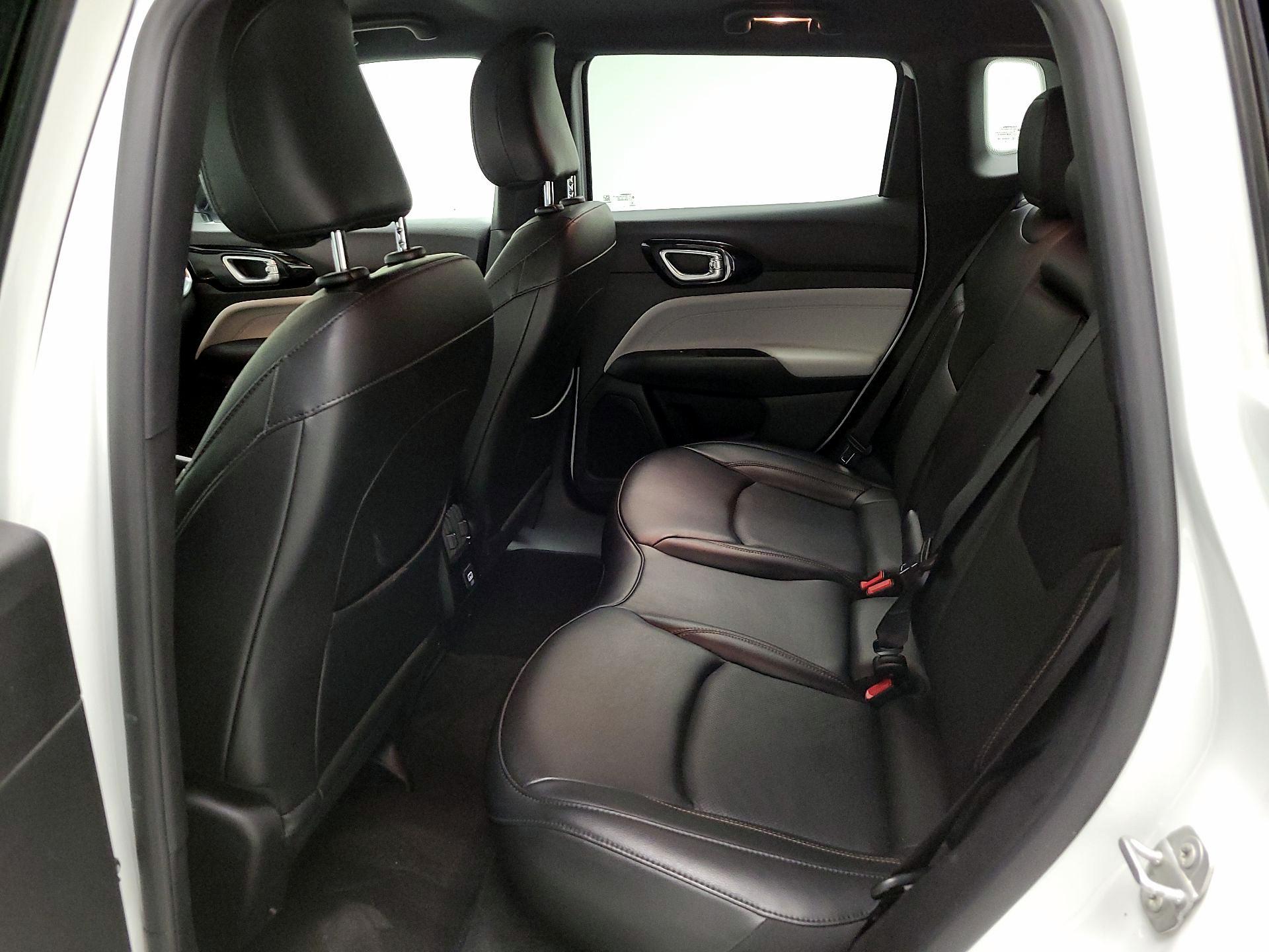 Thumbnail: 2023 Jeep Compass - 17