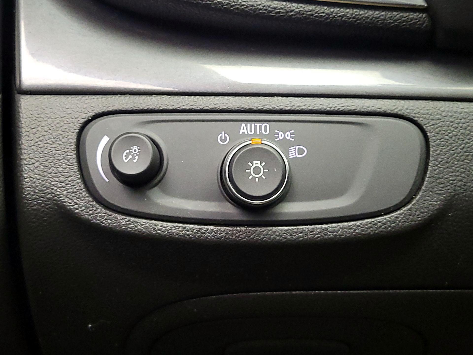 Thumbnail: 2020 Buick Encore - 13