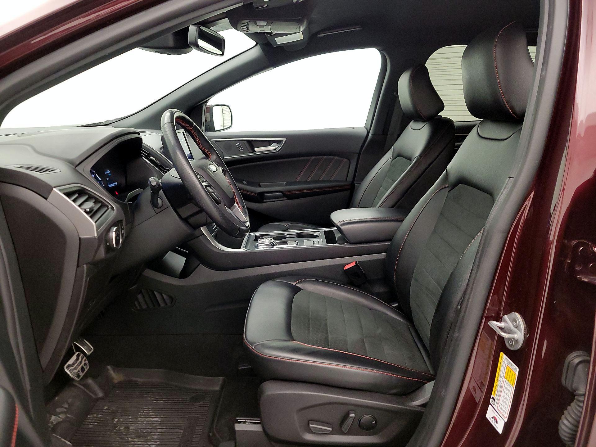 Thumbnail: 2023 Ford Edge - 11