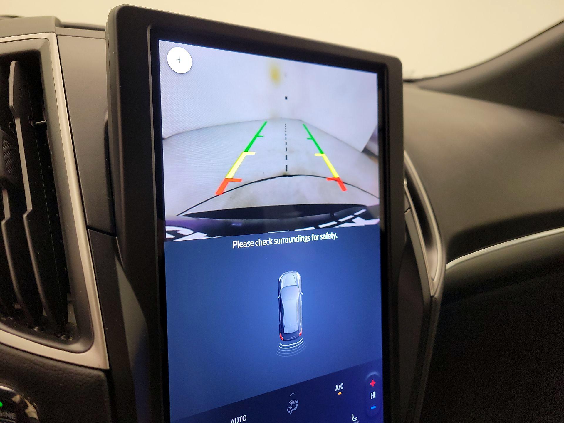 Thumbnail: 2023 Ford Edge - 15