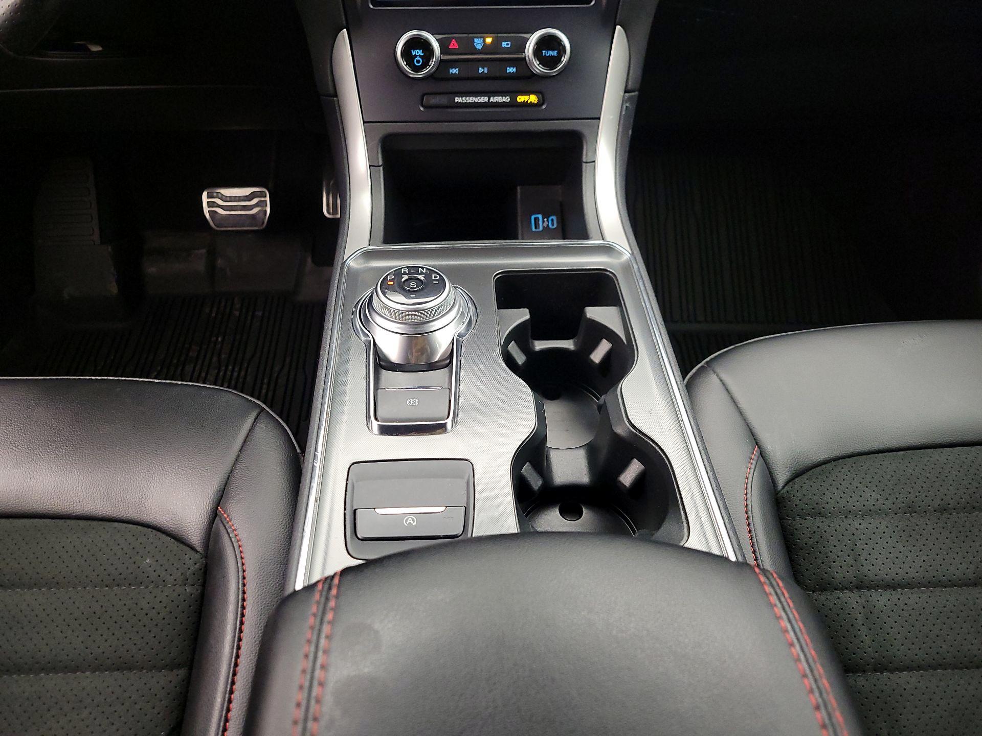 Thumbnail: 2023 Ford Edge - 18