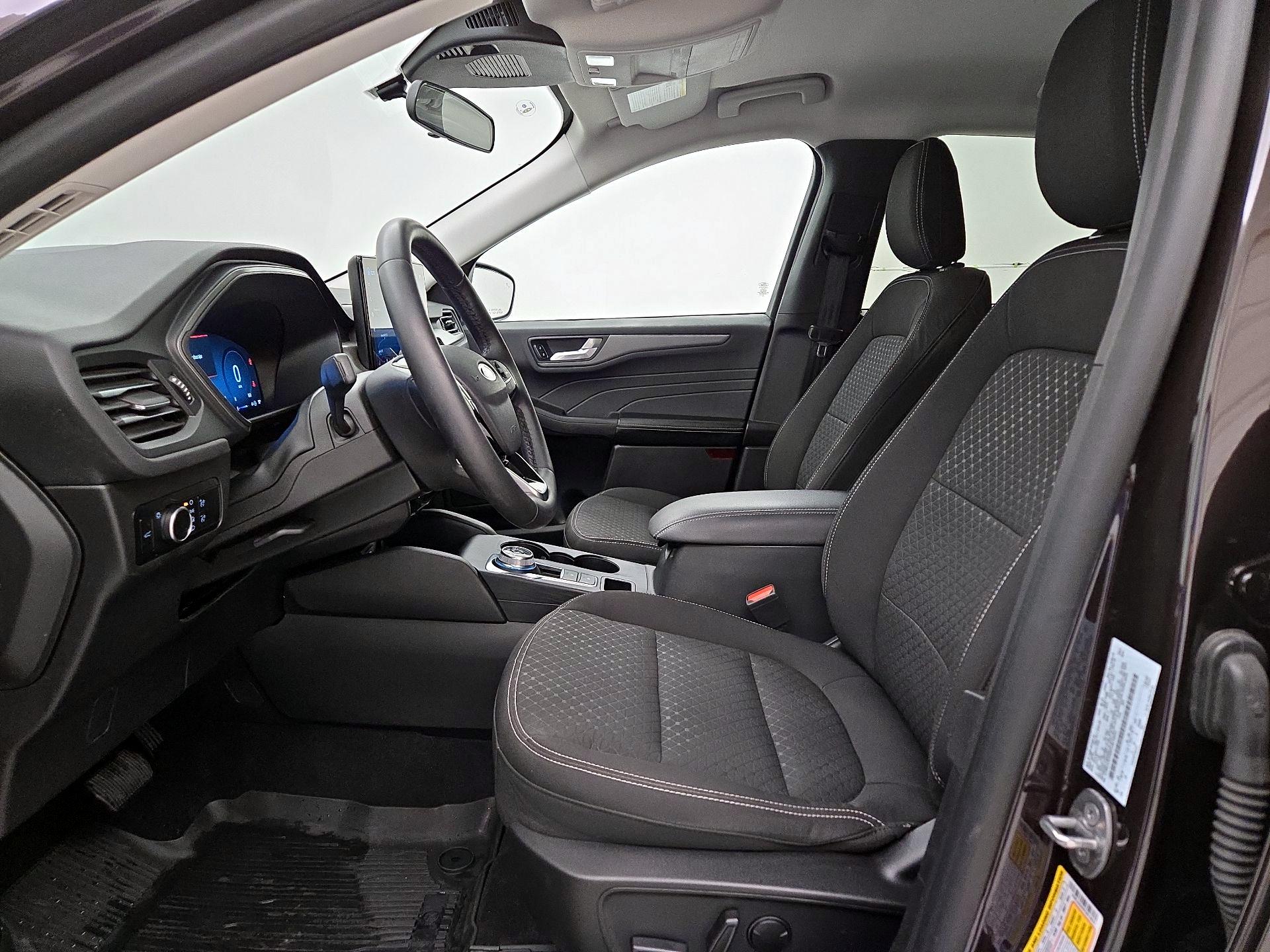 Thumbnail: 2023 Ford Escape - 11