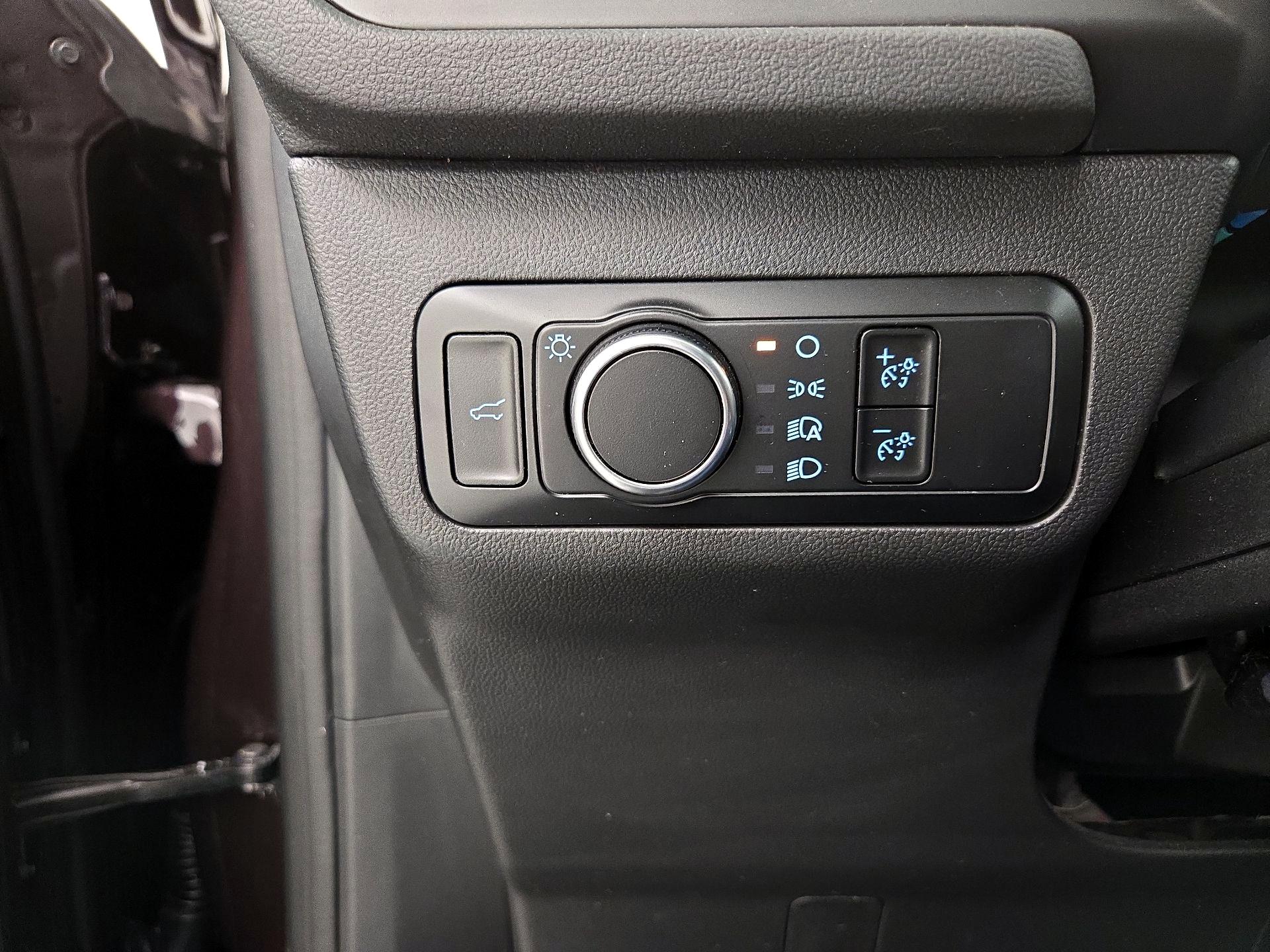 Thumbnail: 2023 Ford Escape - 13