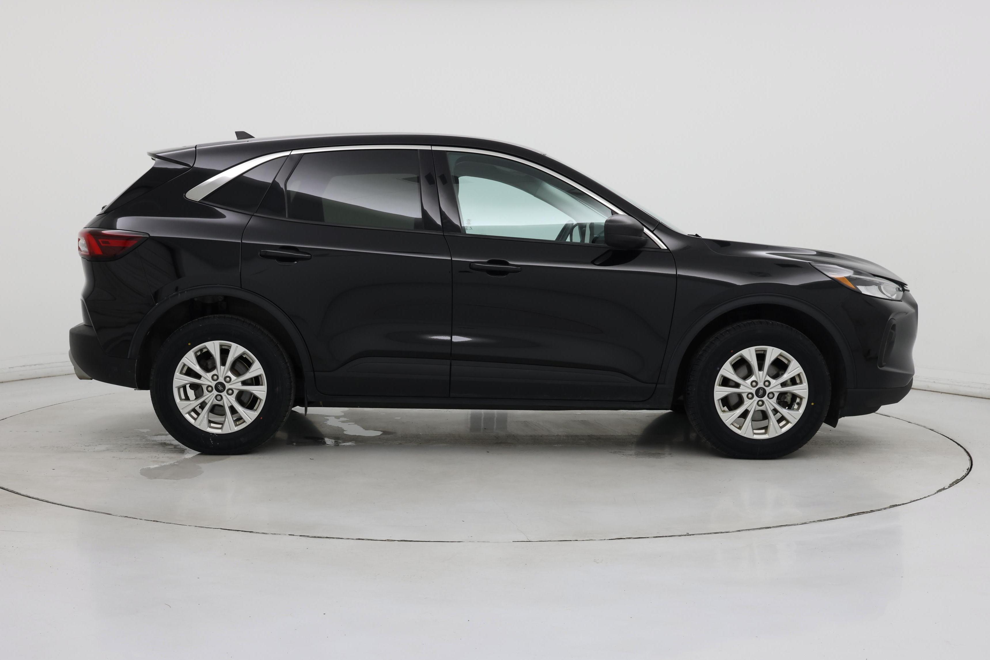 Thumbnail: 2023 Ford Escape - 7