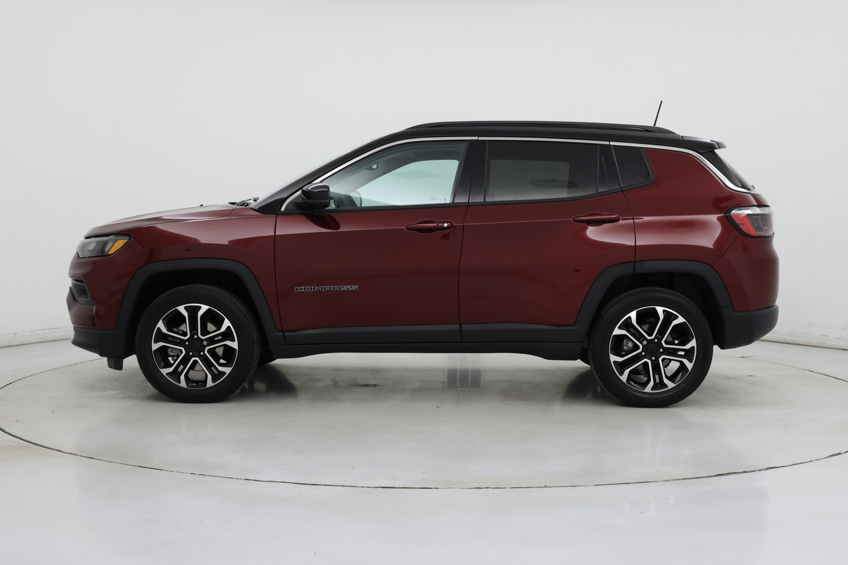 Thumbnail: 2022 Jeep Compass - 3