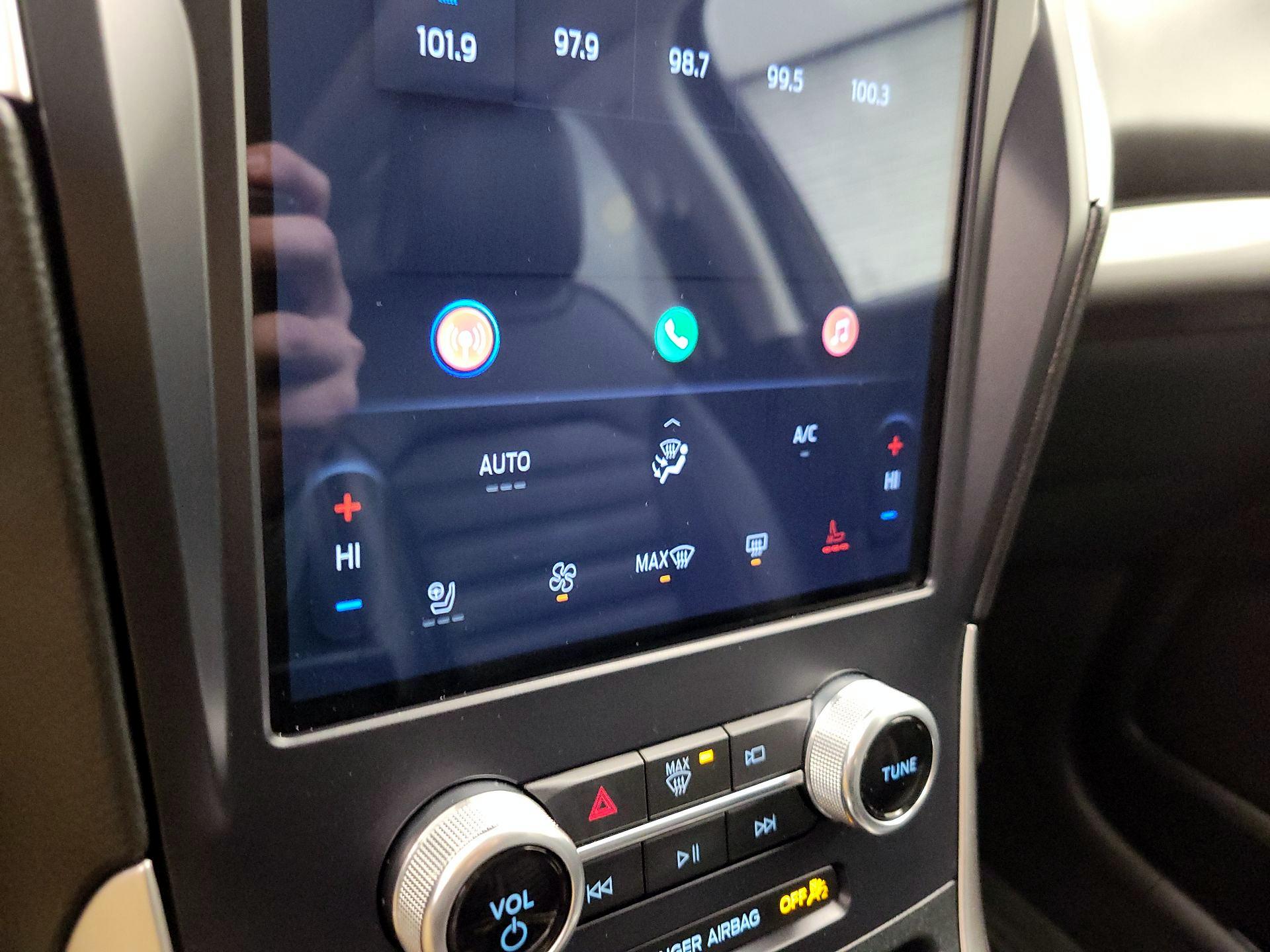 Thumbnail: 2023 Ford Edge - 16