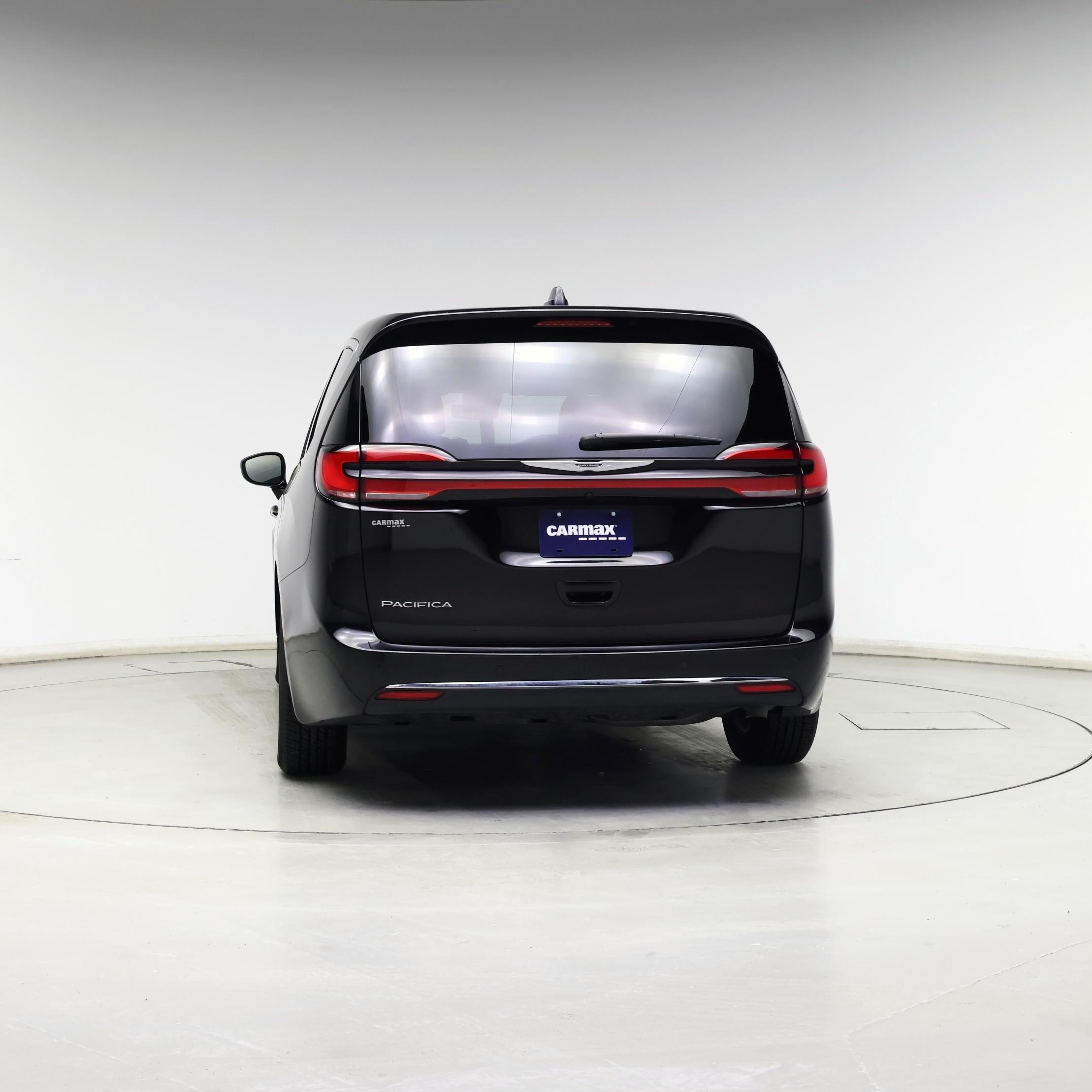 Thumbnail: 2024 Chrysler Pacifica - 6