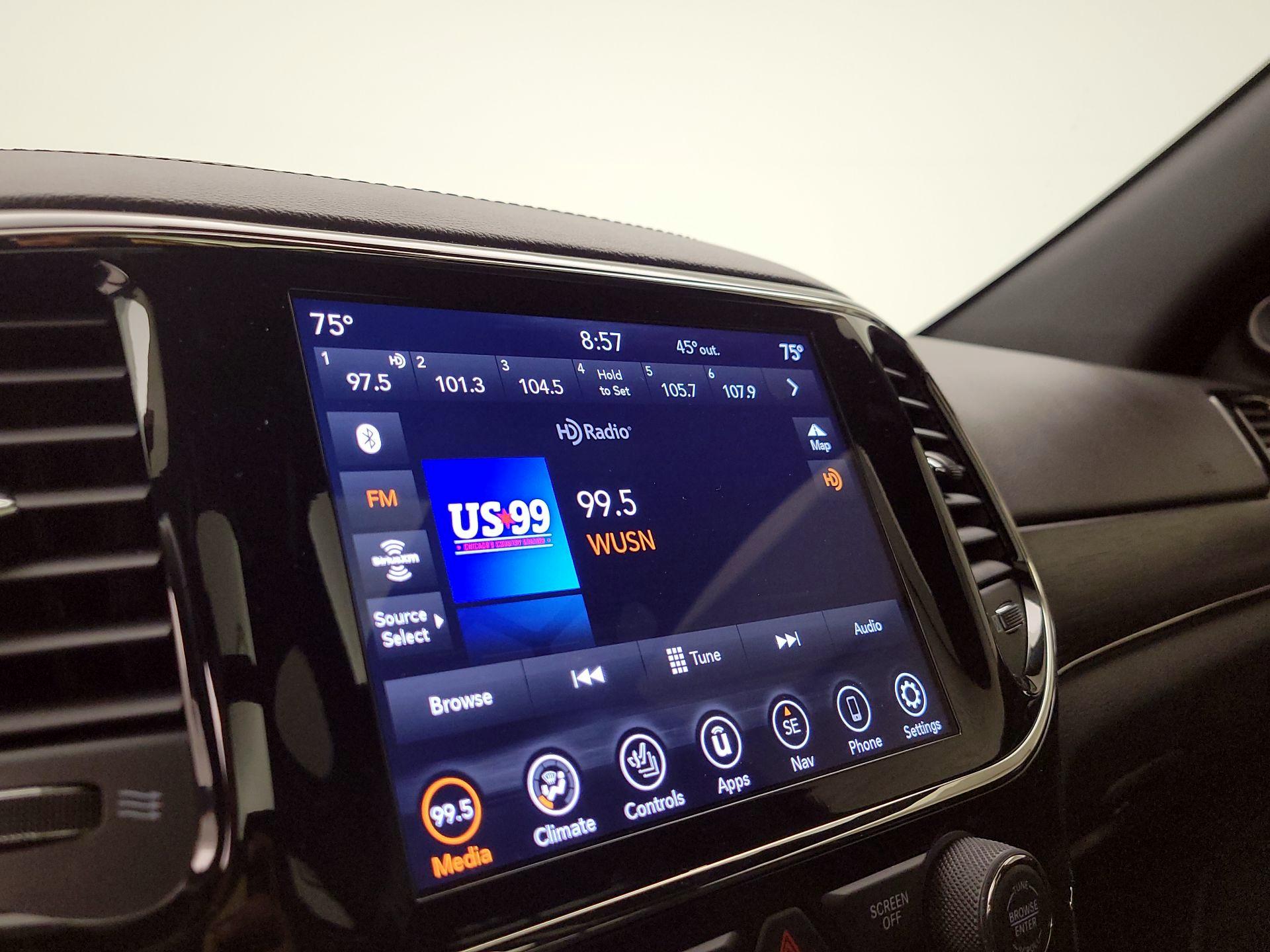 Thumbnail: 2021 Jeep Grand Cherokee - 16