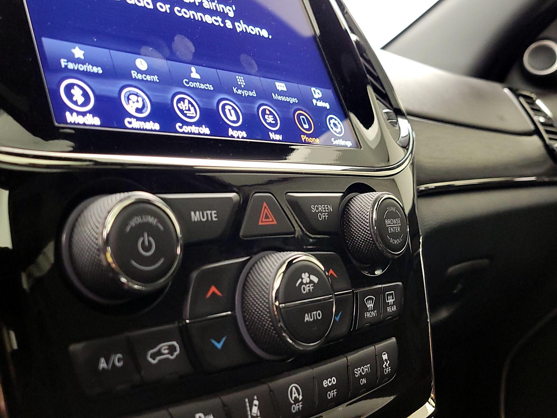 Thumbnail: 2021 Jeep Grand Cherokee - 17