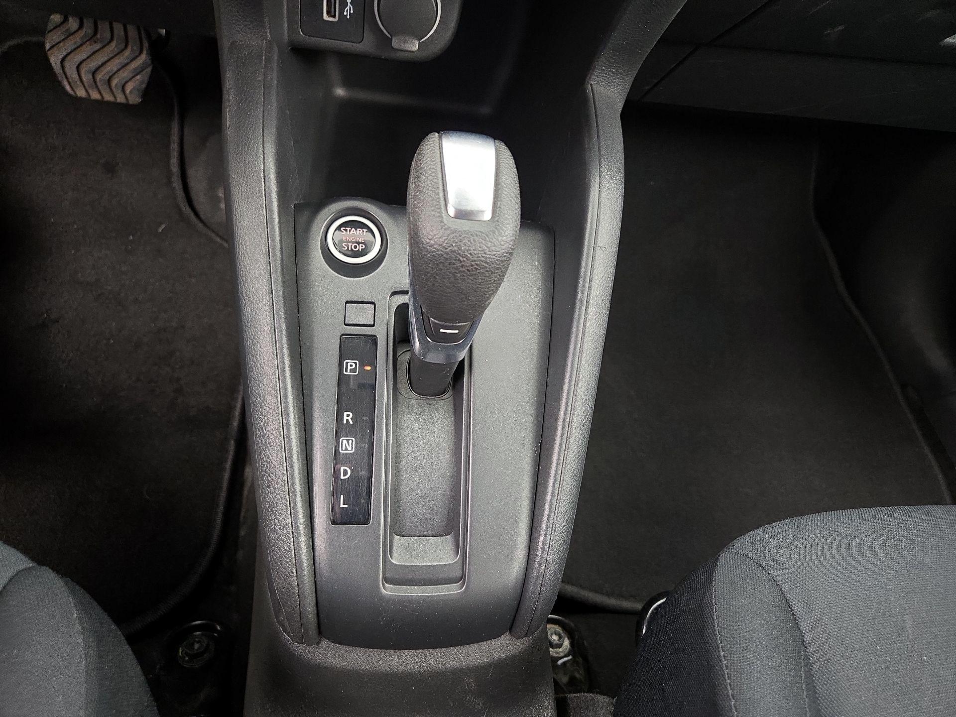 Thumbnail: 2023 Nissan Kicks - 15