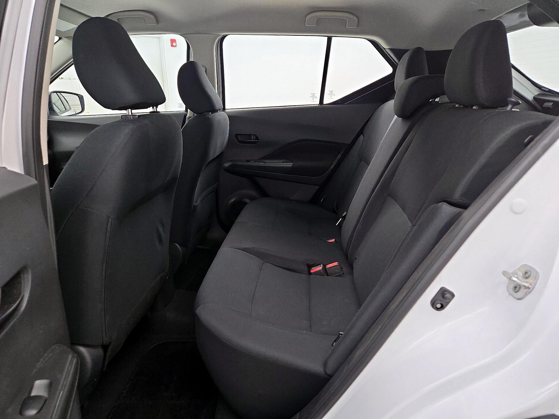 Thumbnail: 2023 Nissan Kicks - 17