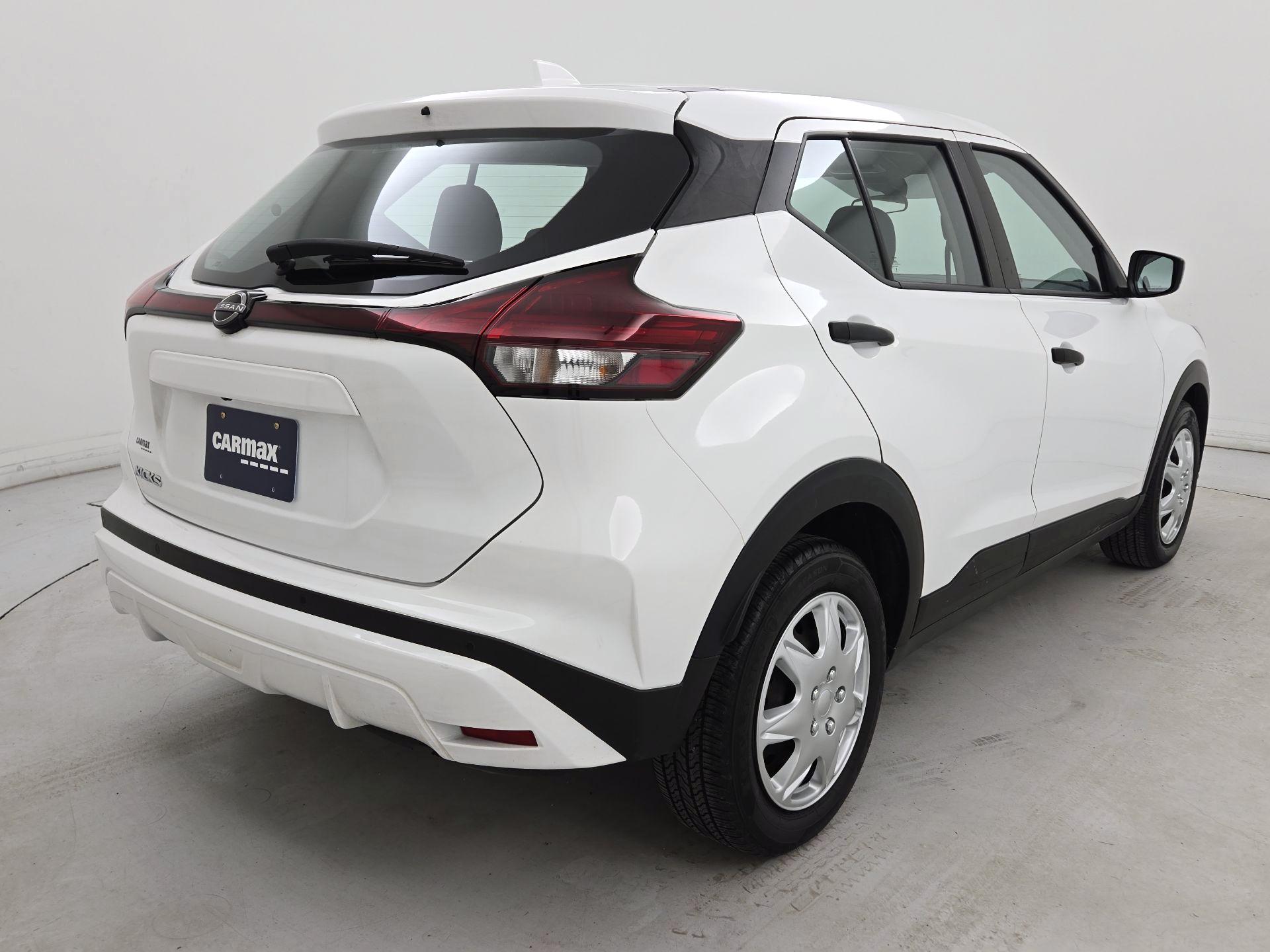 Thumbnail: 2023 Nissan Kicks - 5