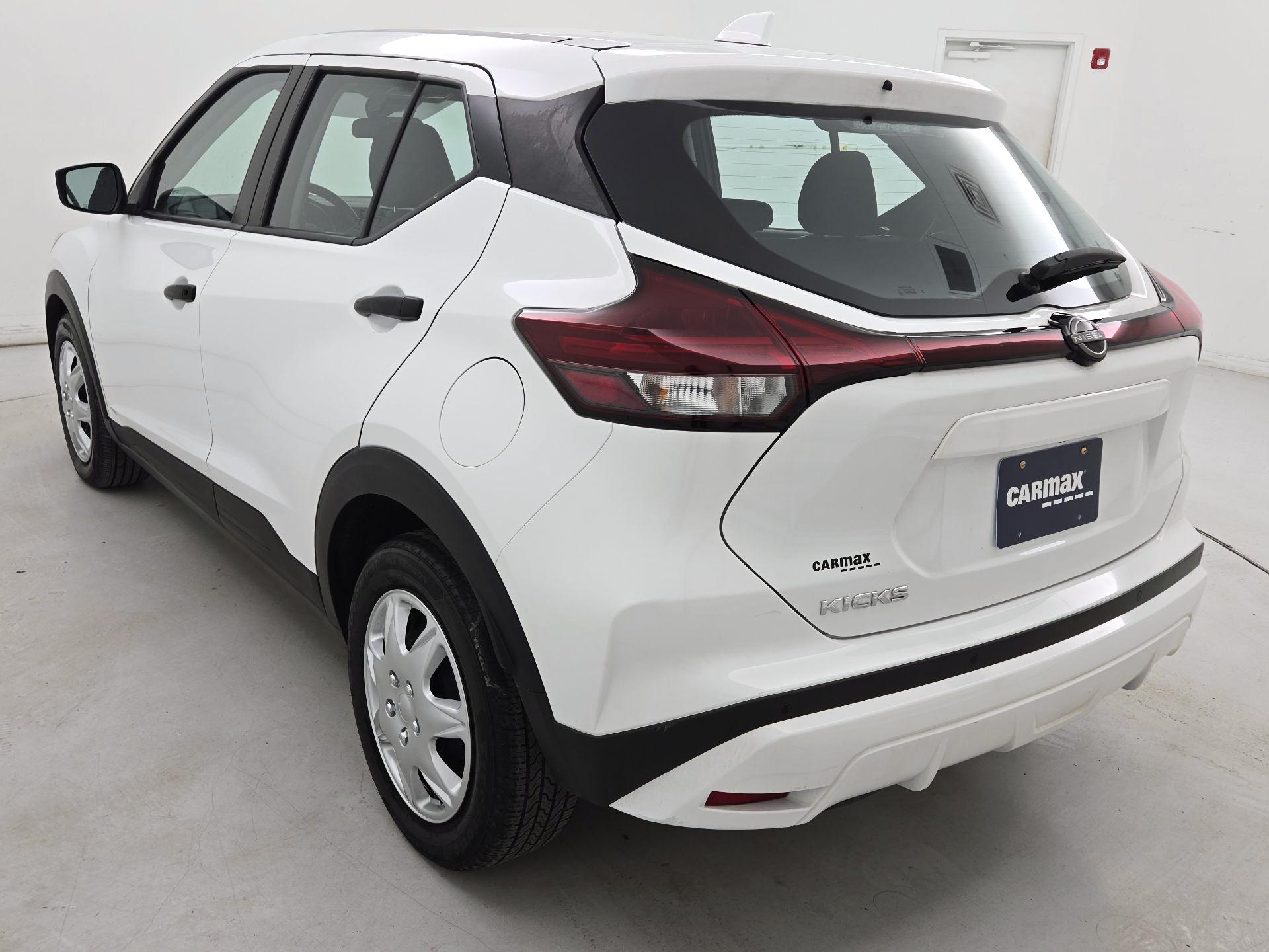 Thumbnail: 2023 Nissan Kicks - 7