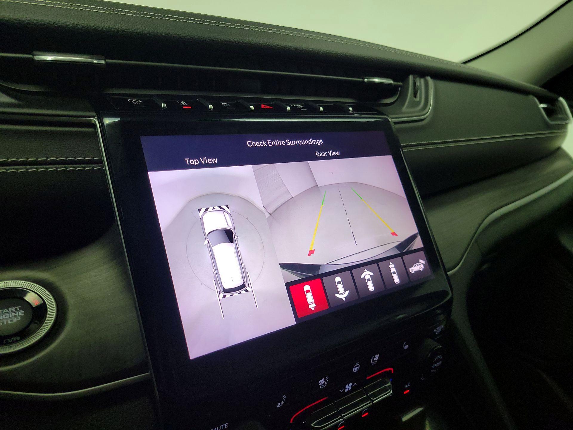 Thumbnail: 2023 Jeep Grand Cherokee - 15