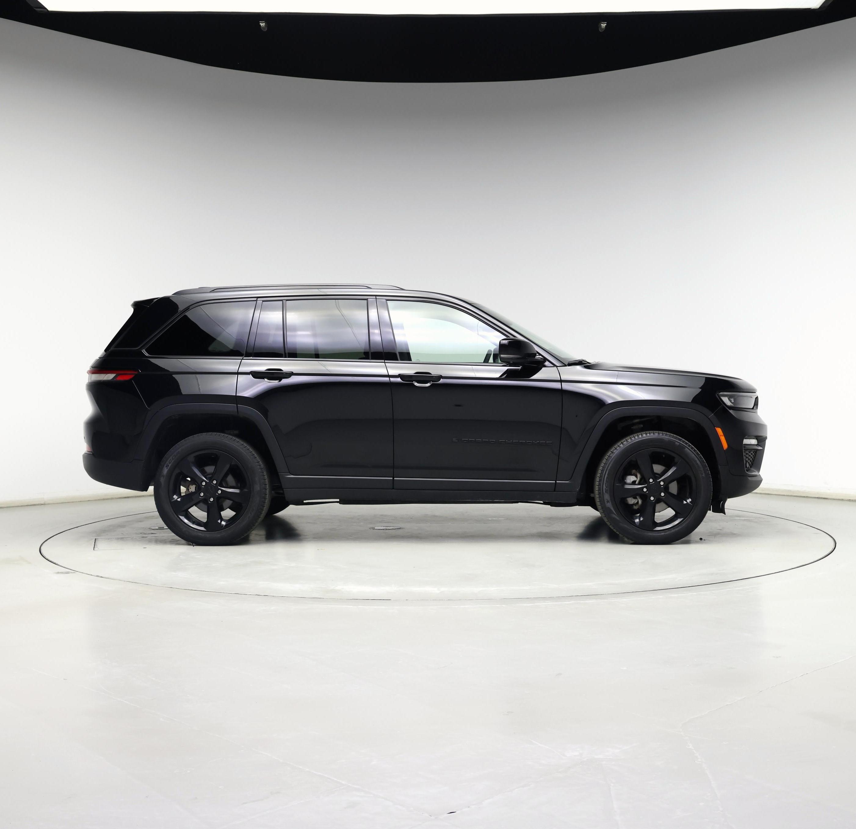Thumbnail: 2023 Jeep Grand Cherokee - 7