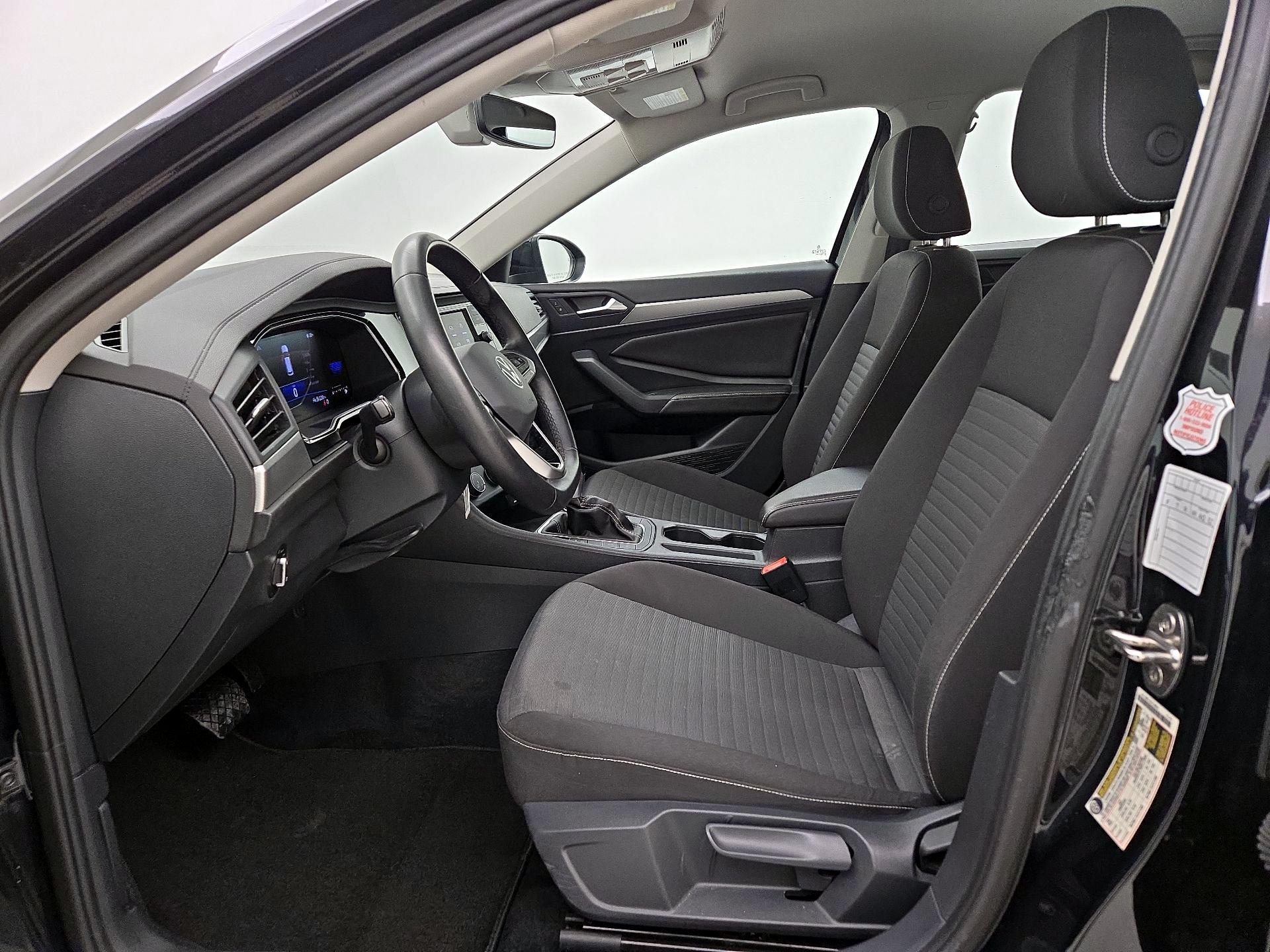 Thumbnail: 2024 Volkswagen Jetta - 11