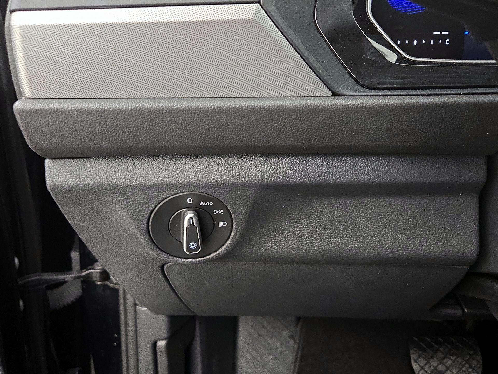 Thumbnail: 2024 Volkswagen Jetta - 13