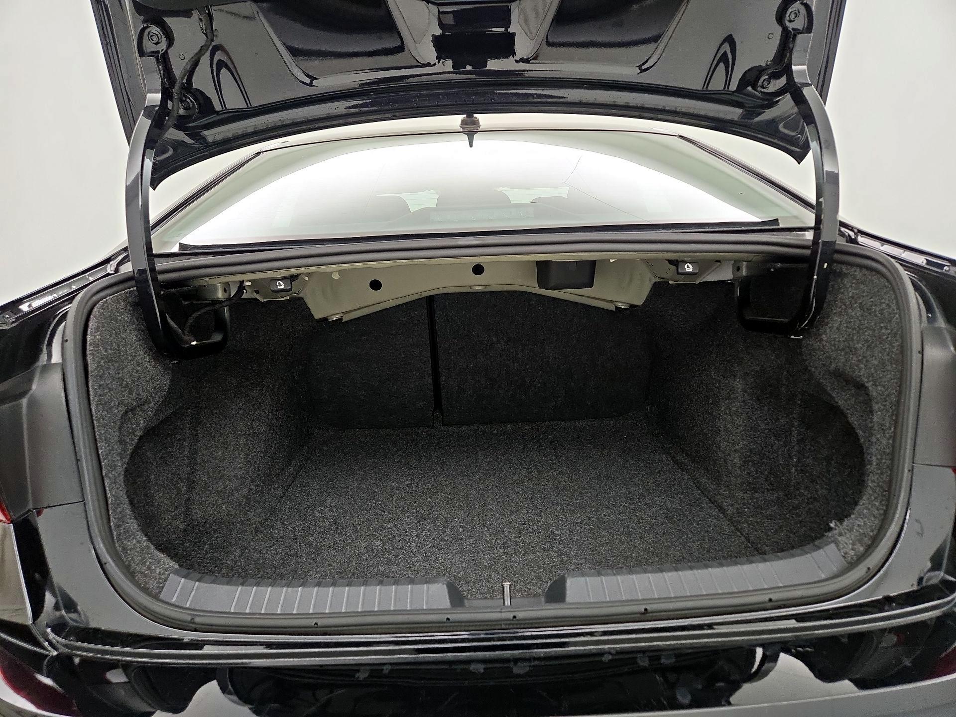 Thumbnail: 2024 Volkswagen Jetta - 20