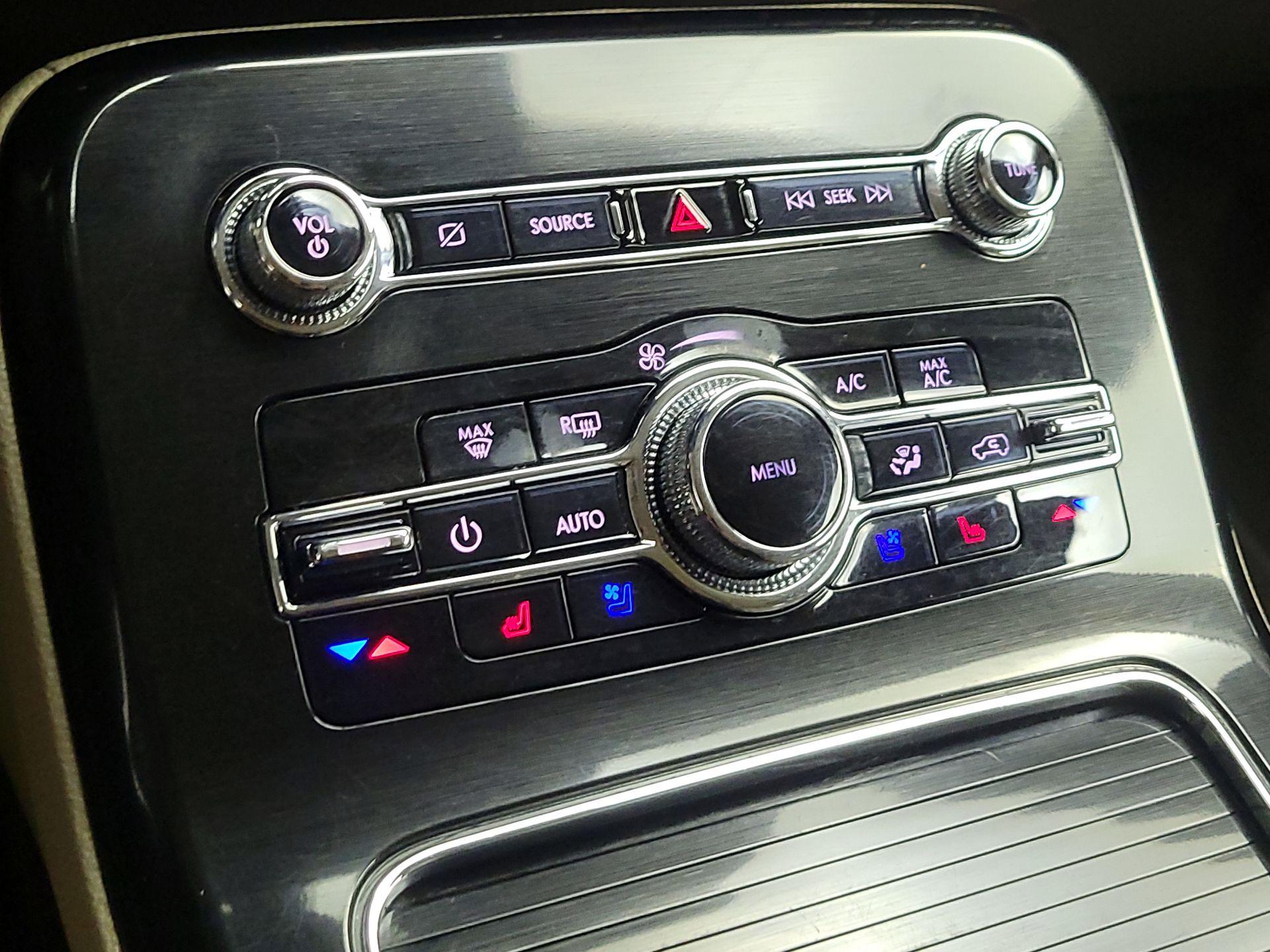 Thumbnail: 2023 Lincoln Nautilus - 17