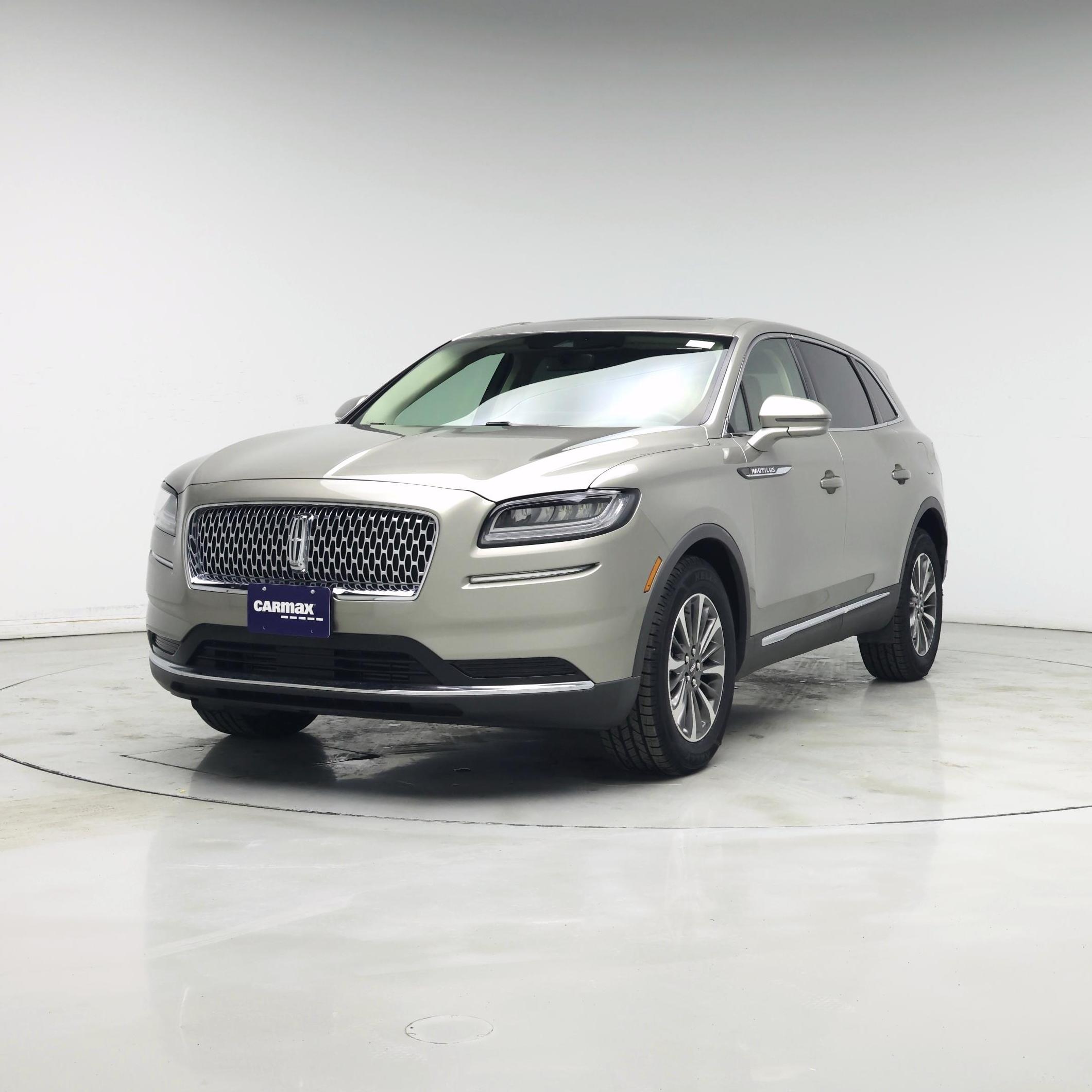 Thumbnail: 2023 Lincoln Nautilus - 4