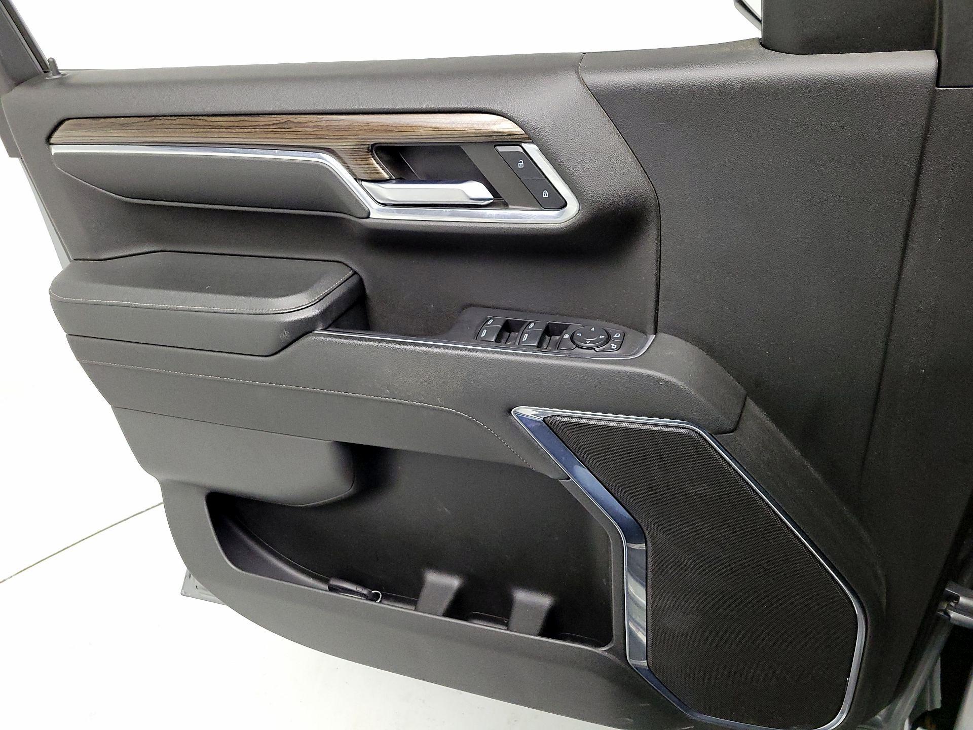 Thumbnail: 2024 Chevrolet Silverado 1500 - 12