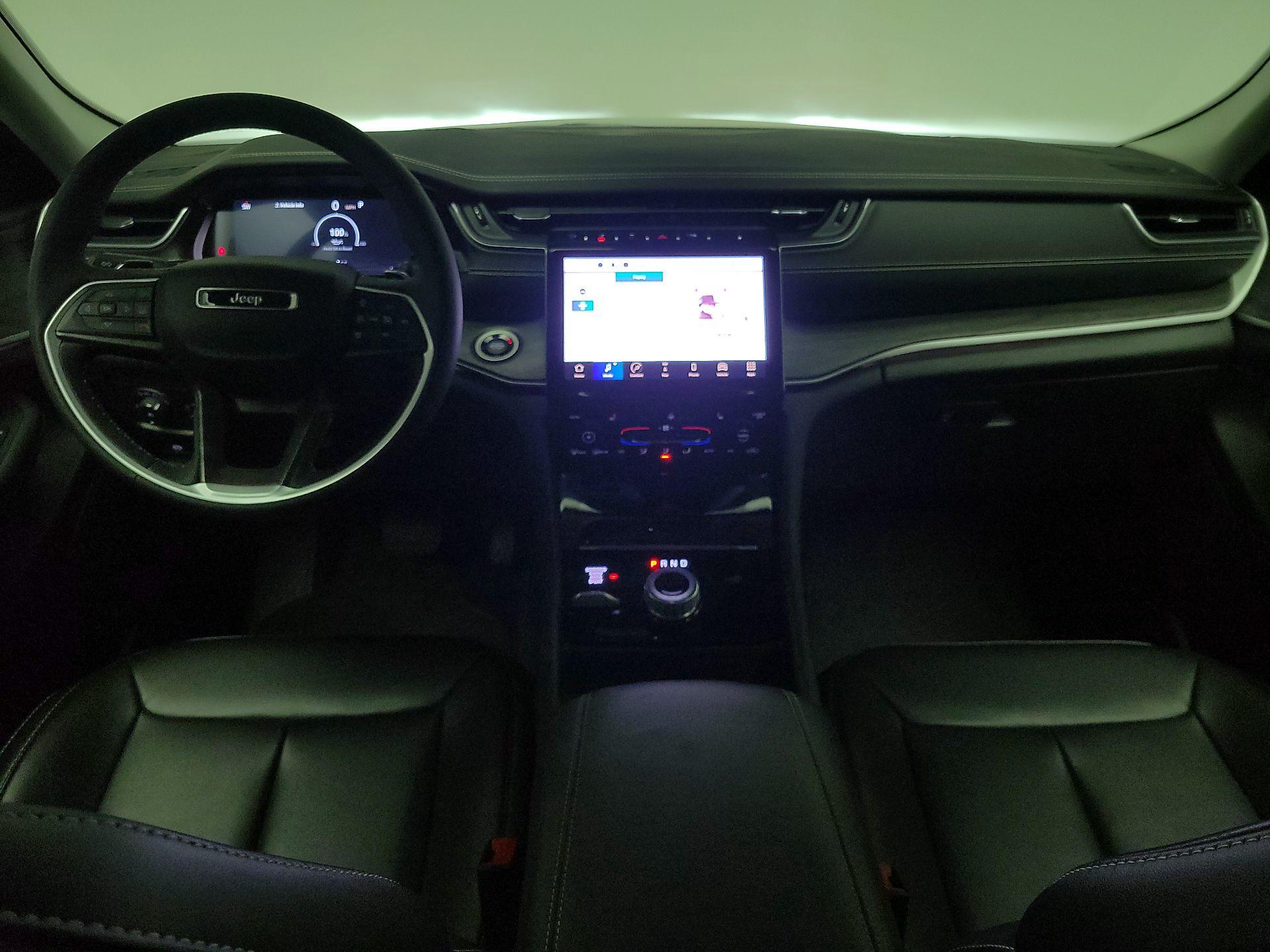 Thumbnail: 2023 Jeep Grand Cherokee - 9