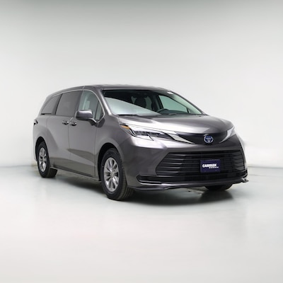 2024 Toyota Sienna LE