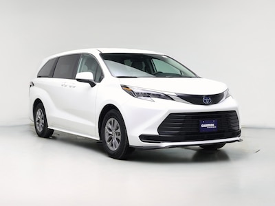 2024 Toyota Sienna Hybrid LE