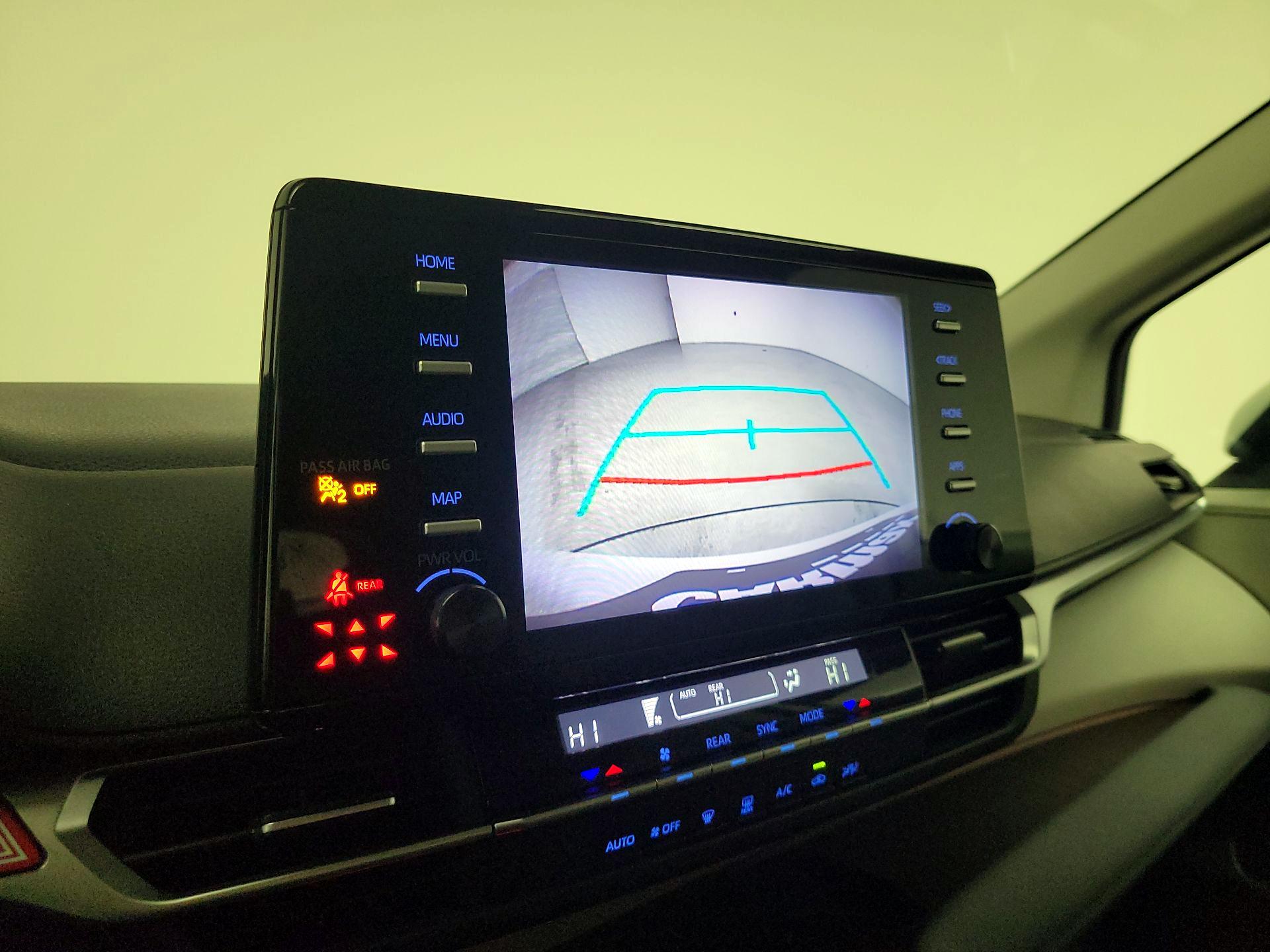 Thumbnail: 2024 Toyota Sienna - 14