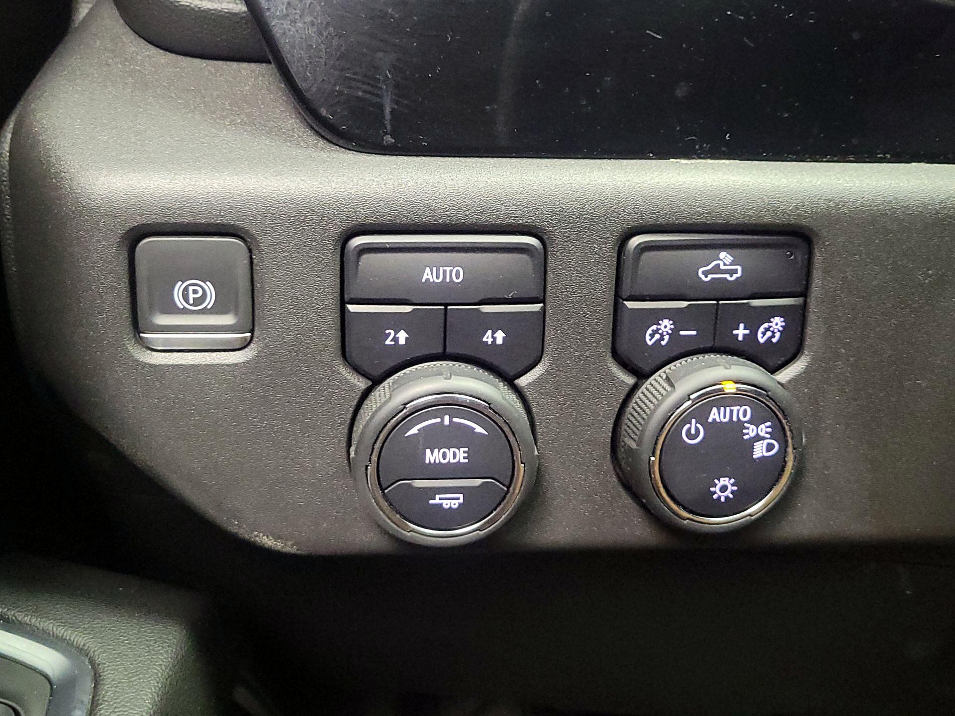 Thumbnail: 2024 Chevrolet Silverado 1500 - 13