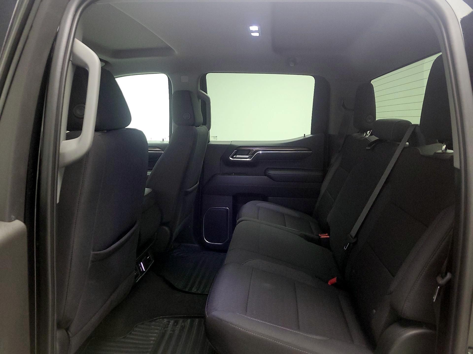 Thumbnail: 2024 Chevrolet Silverado 1500 - 20